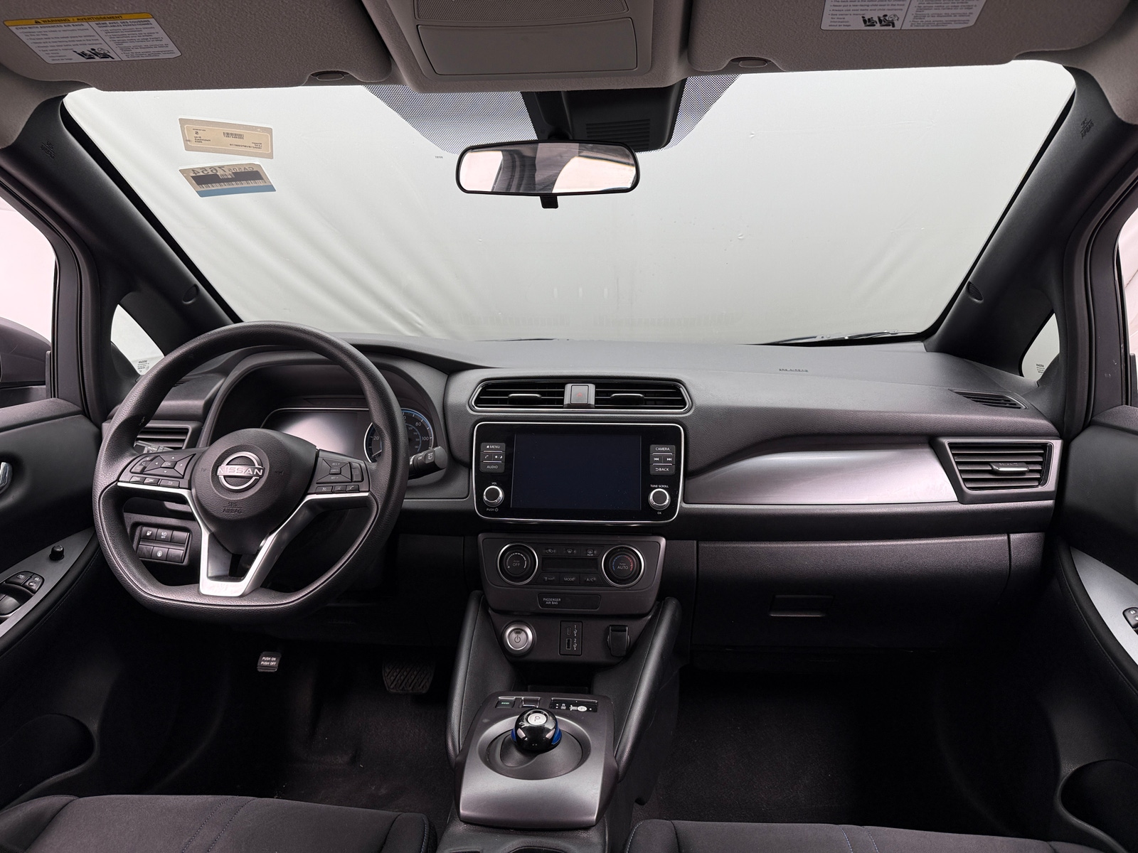 Thumbnail: 2023 Nissan Leaf - 3