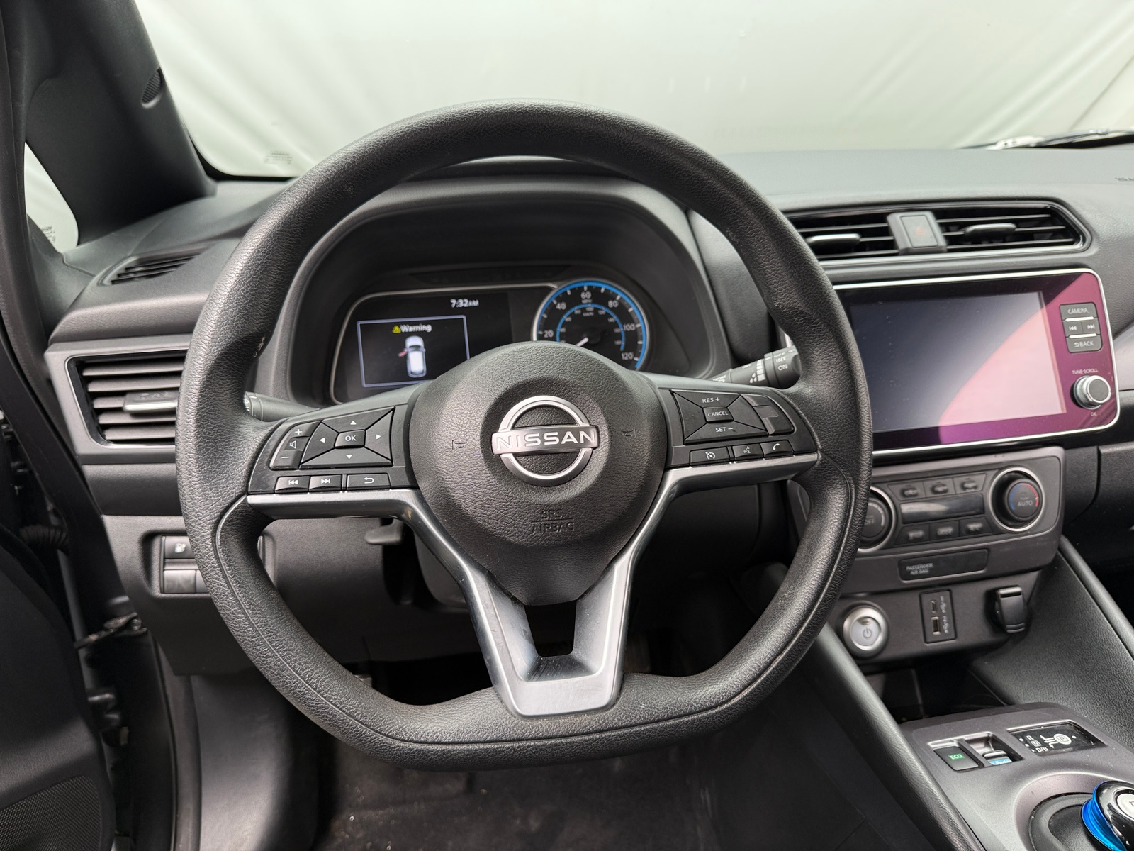 Thumbnail: 2023 Nissan Leaf - 5