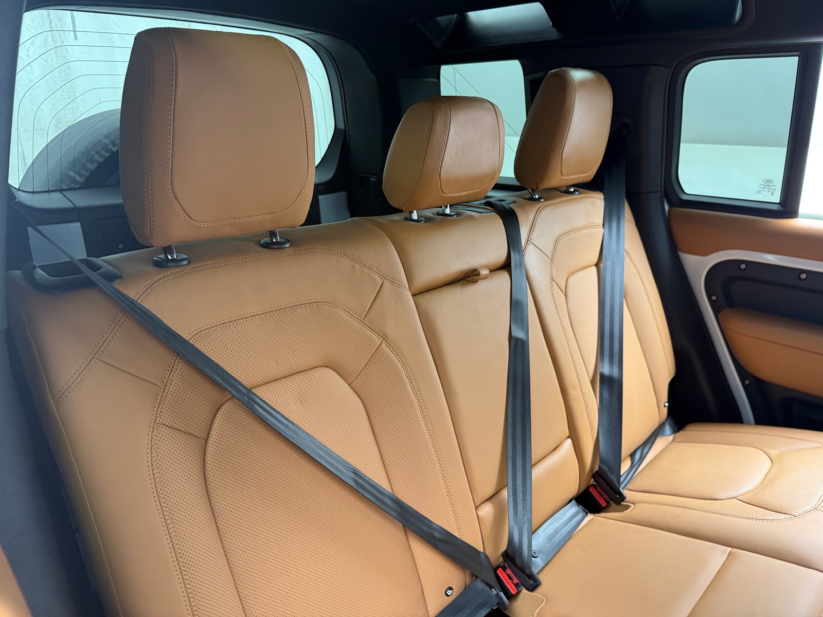 Thumbnail: 2023 Land Rover Defender - 5