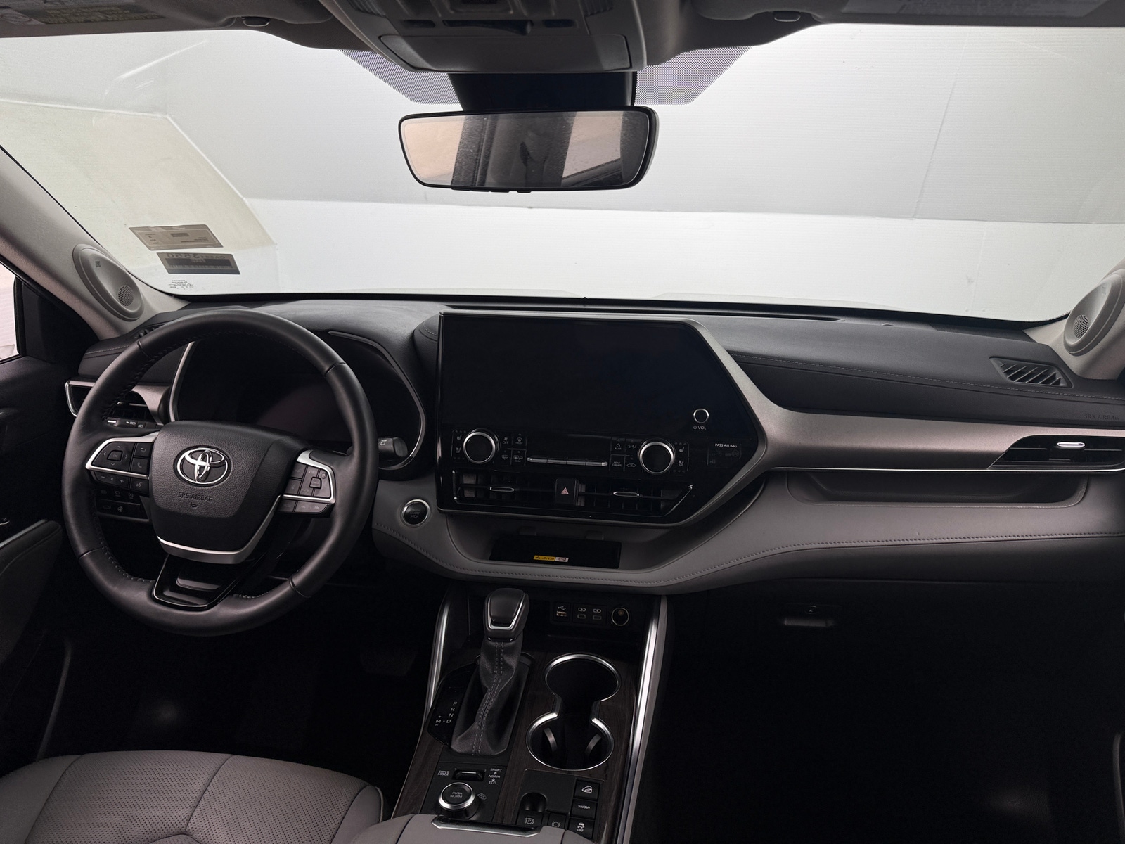 Thumbnail: 2024 Toyota Highlander - 2