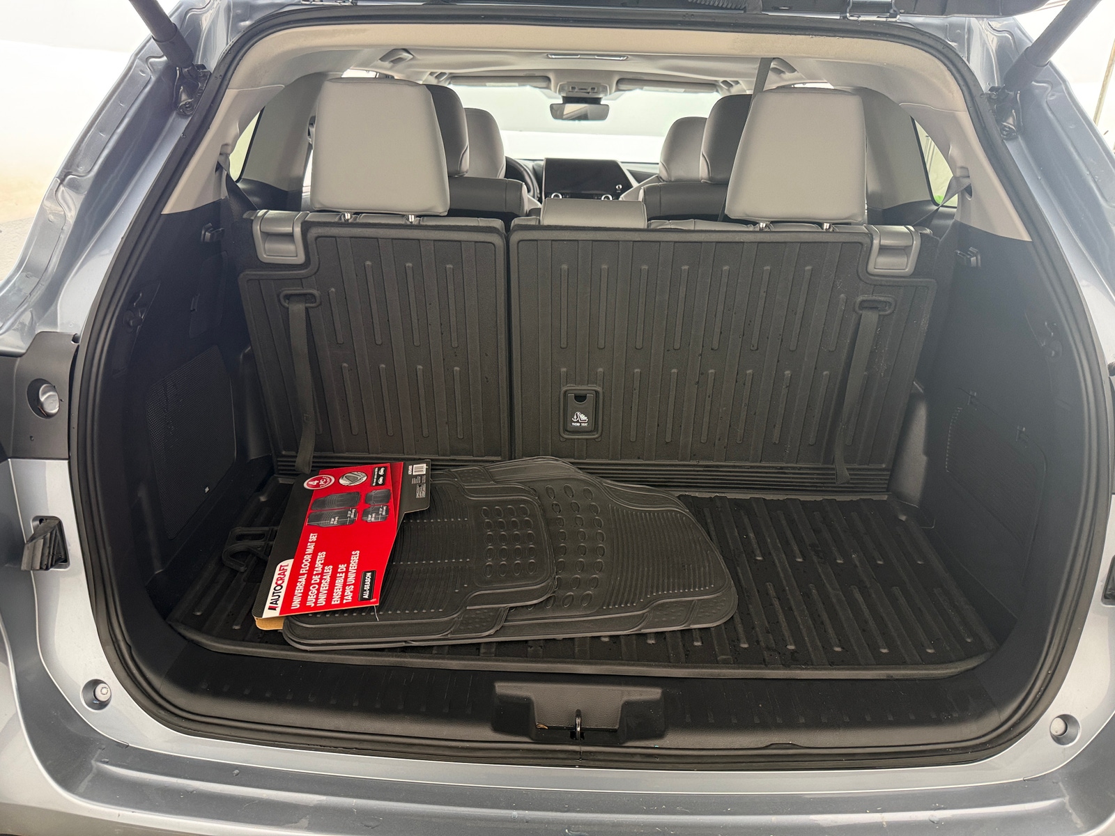 Thumbnail: 2024 Toyota Highlander - 6