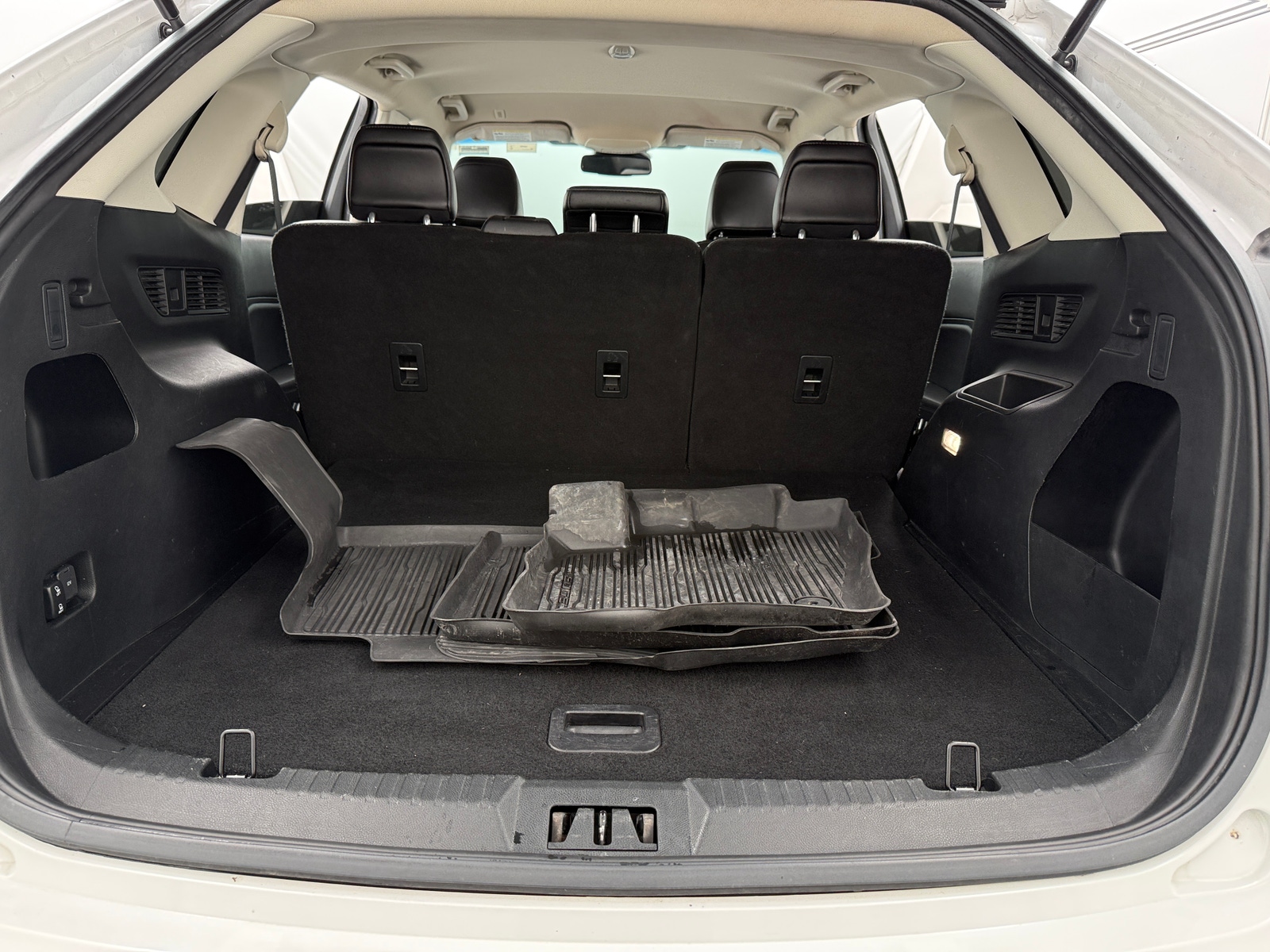 Thumbnail: 2020 Ford Edge - 6