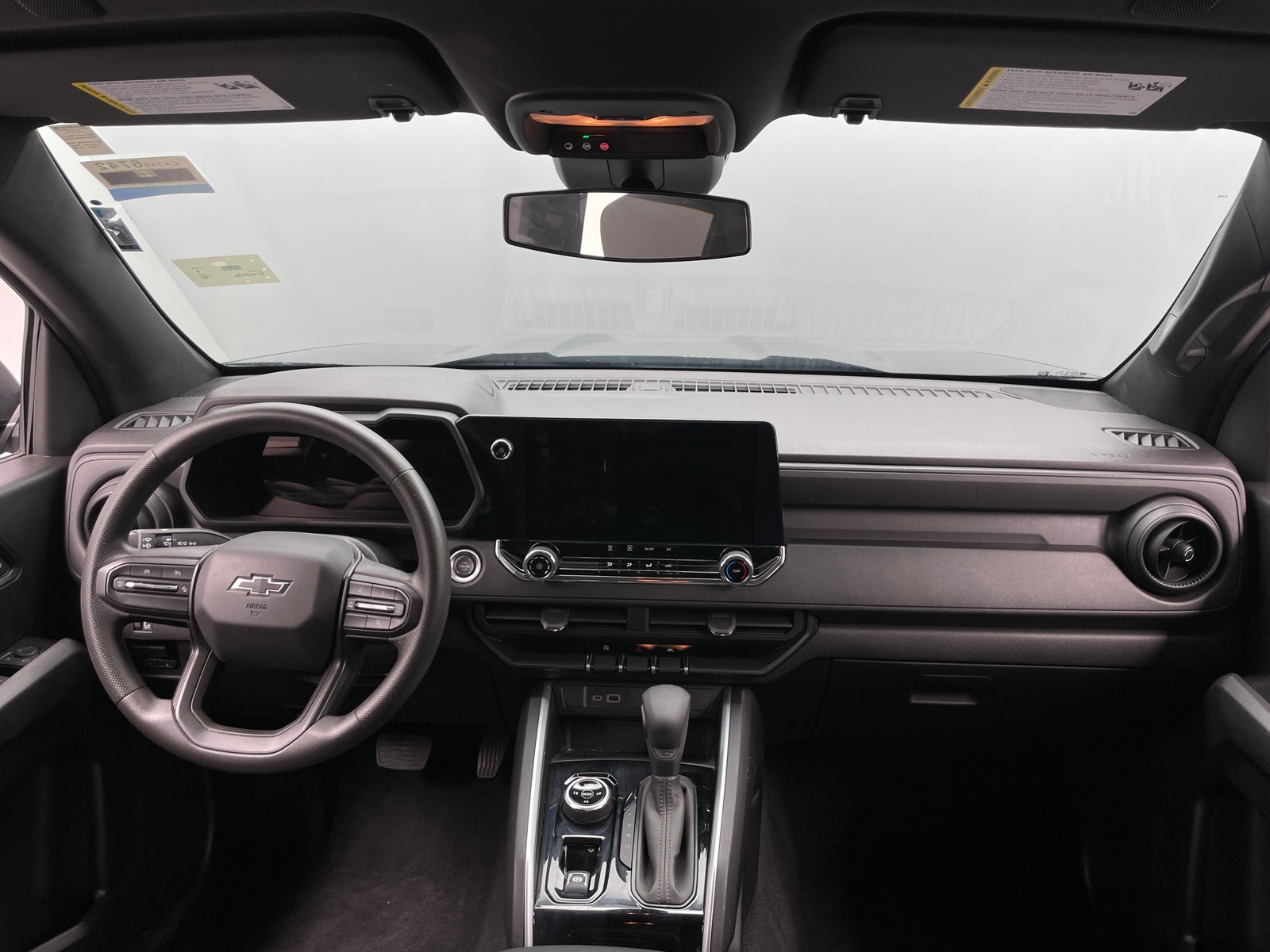 Thumbnail: 2024 Chevrolet Colorado - 3