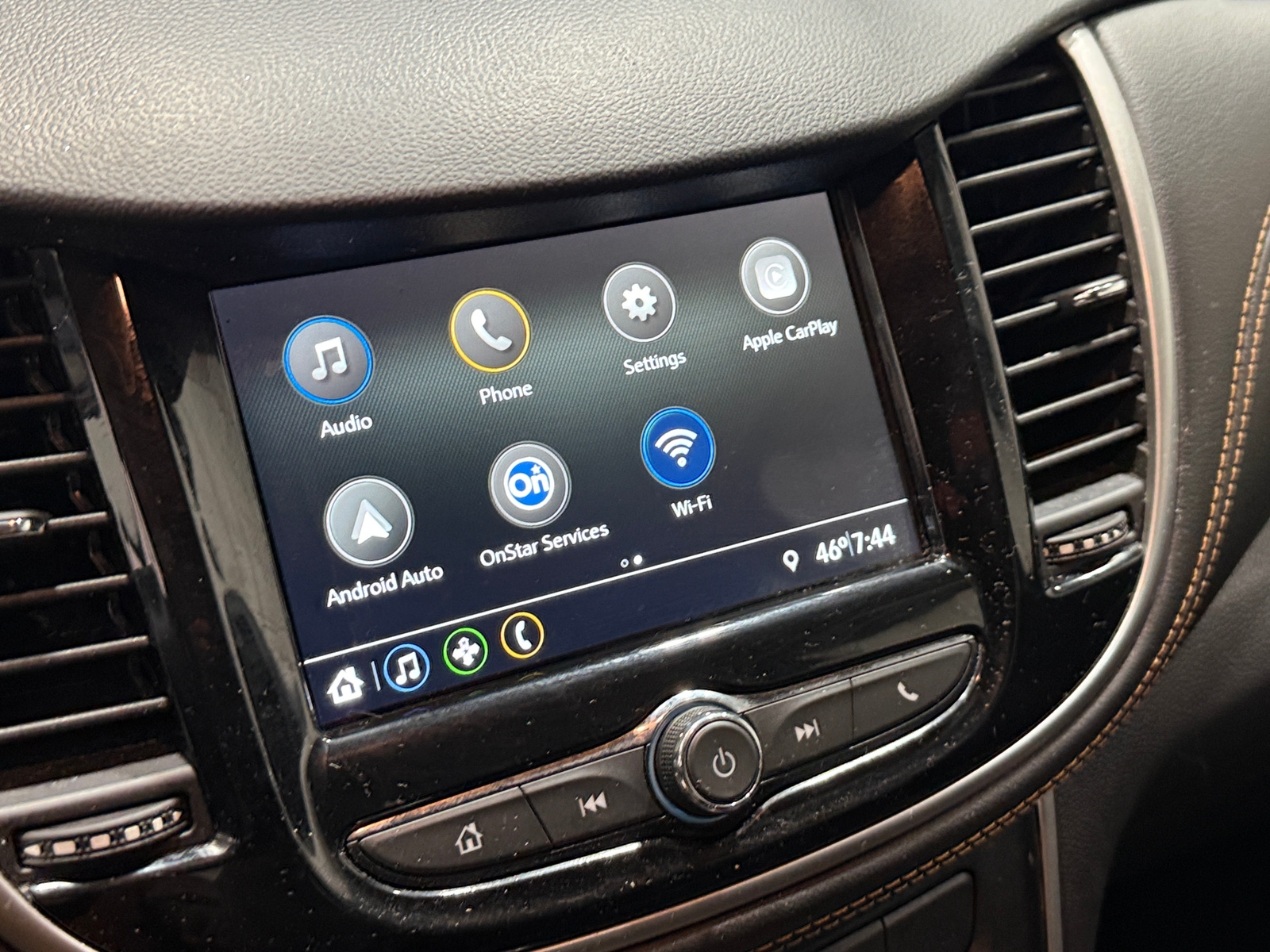 Thumbnail: 2019 Chevrolet Trax - 4