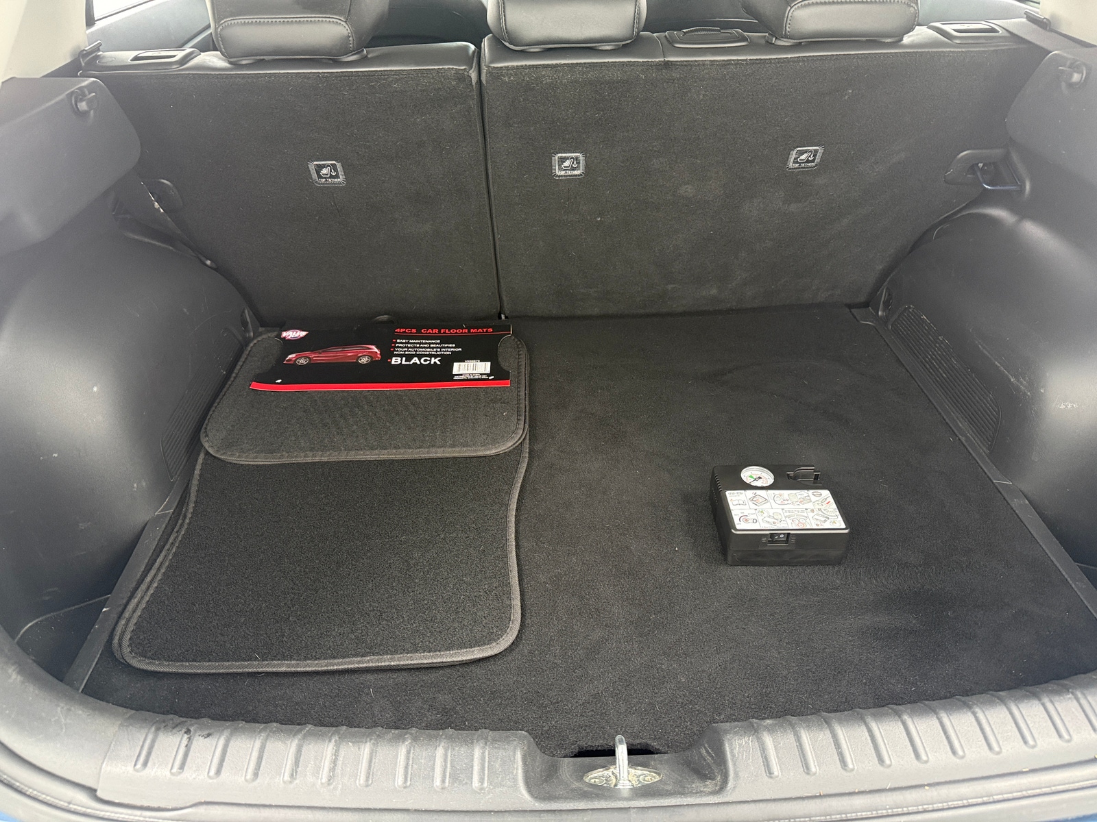 Thumbnail: 2023 Kia Niro - 6