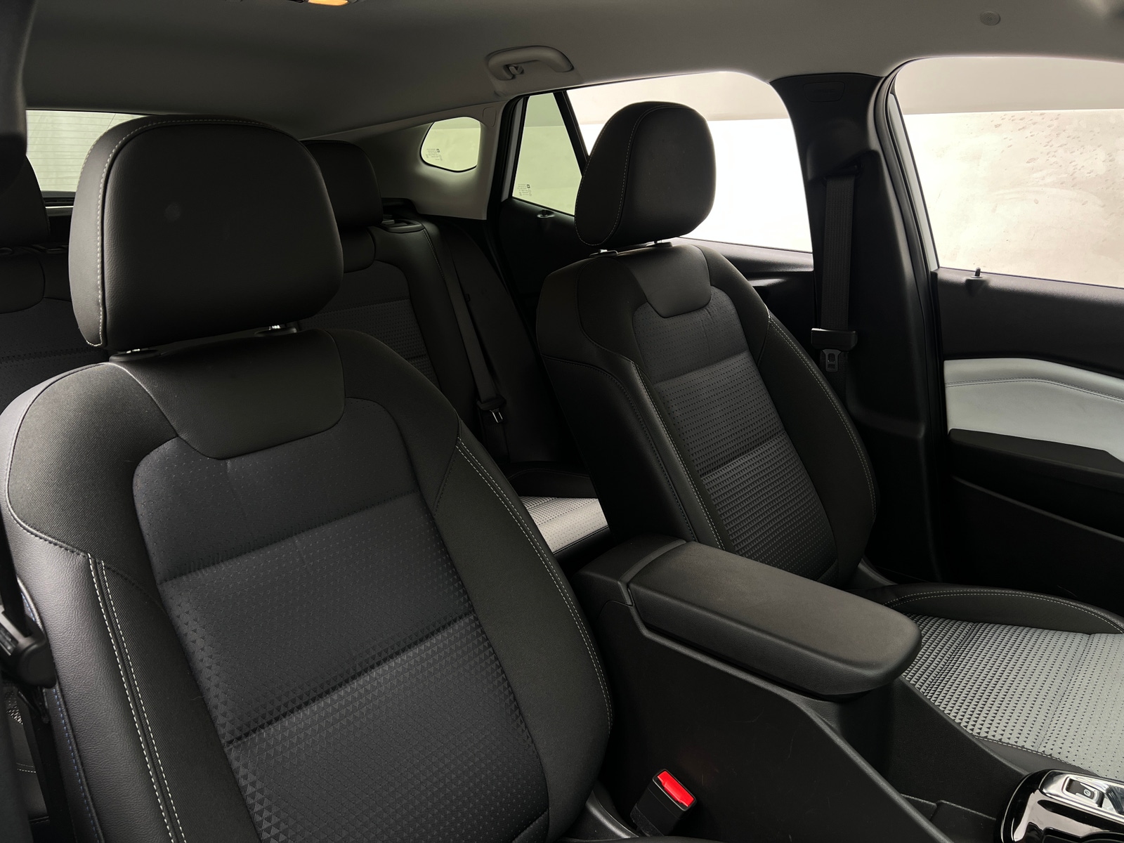 Thumbnail: 2025 Chevrolet Trax - 2