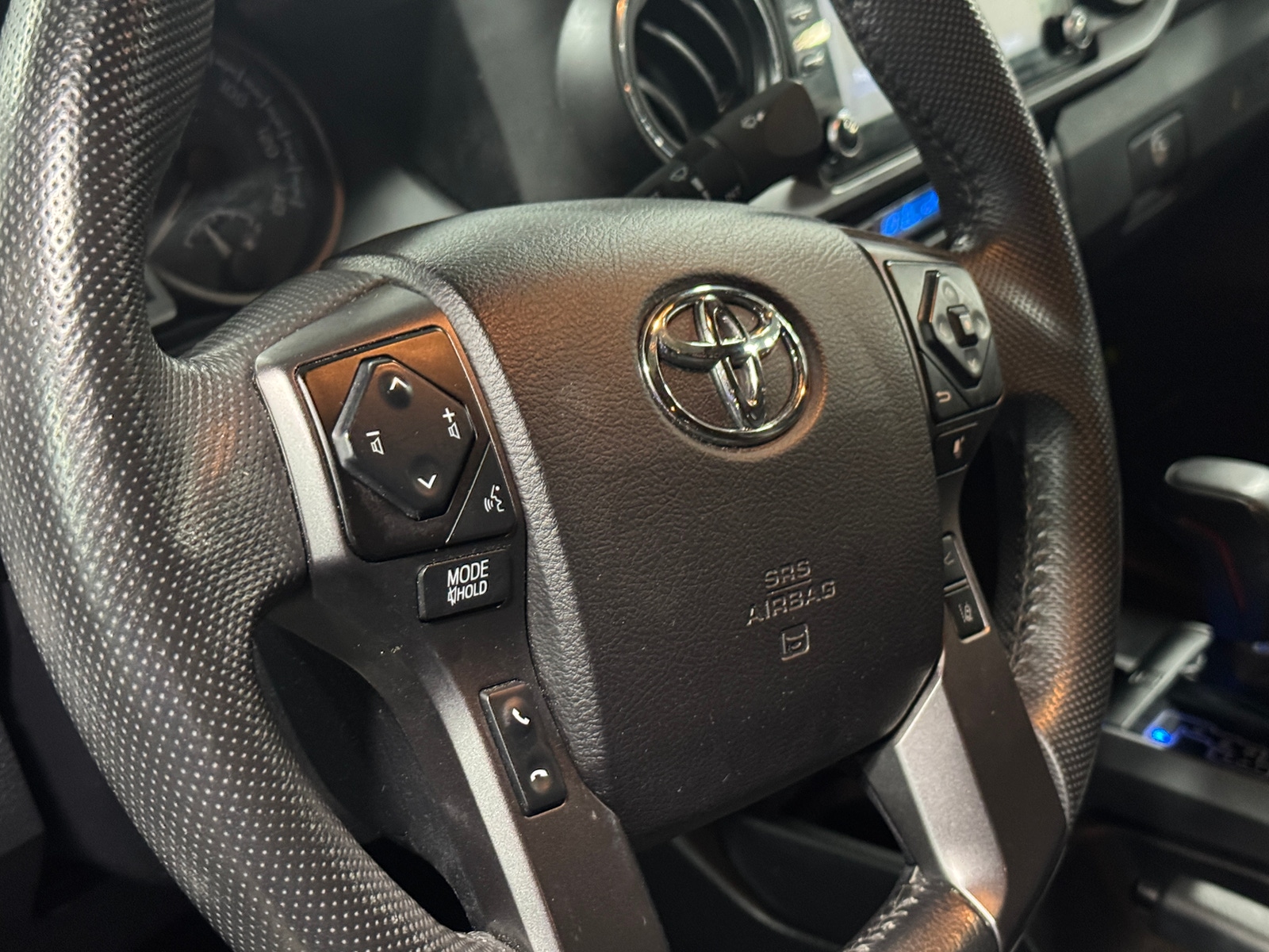 Thumbnail: 2021 Toyota Tacoma - 4