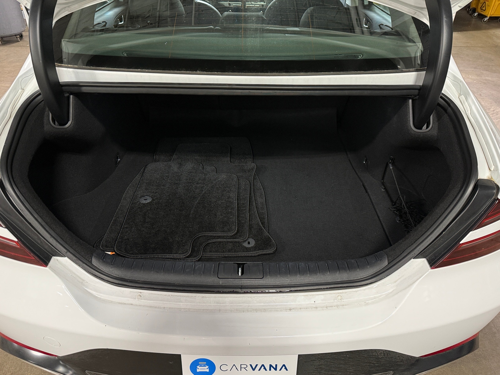 Thumbnail: 2025 Genesis G70 - 6