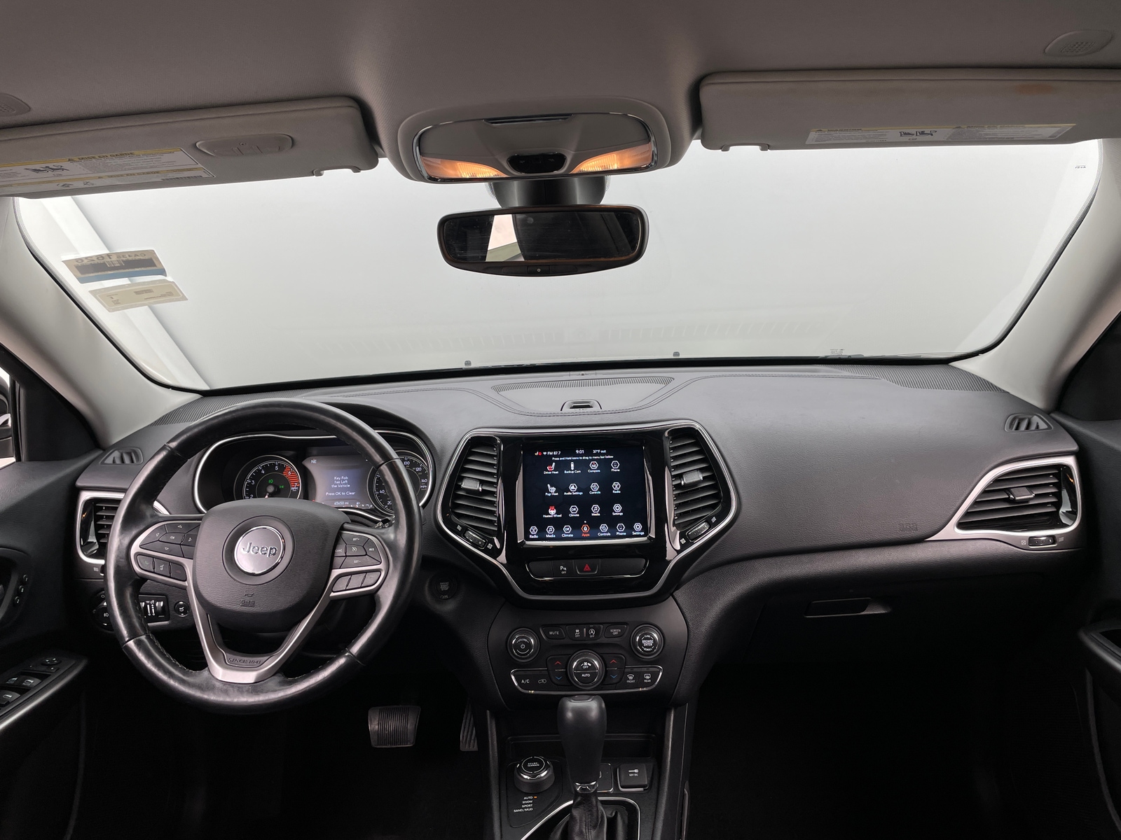 Thumbnail: 2020 Jeep Cherokee - 2