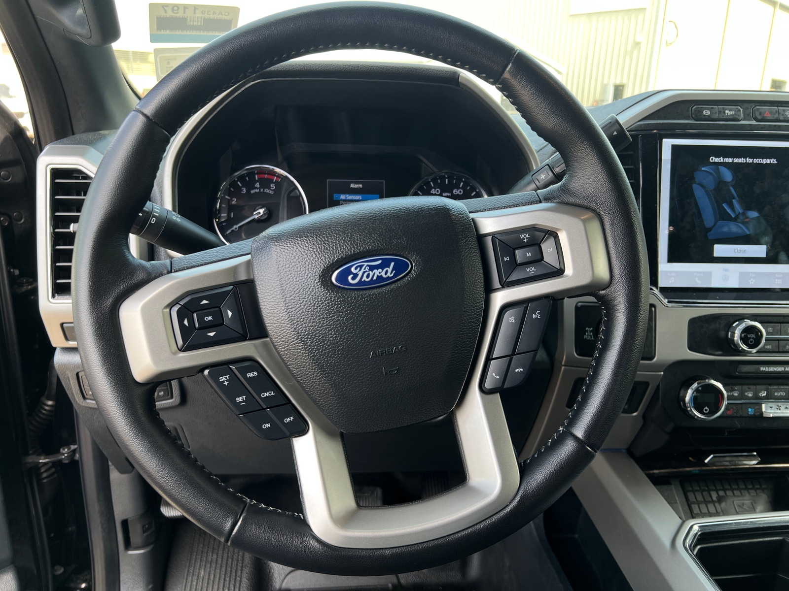 Thumbnail: 2022 Ford Econoline - 4