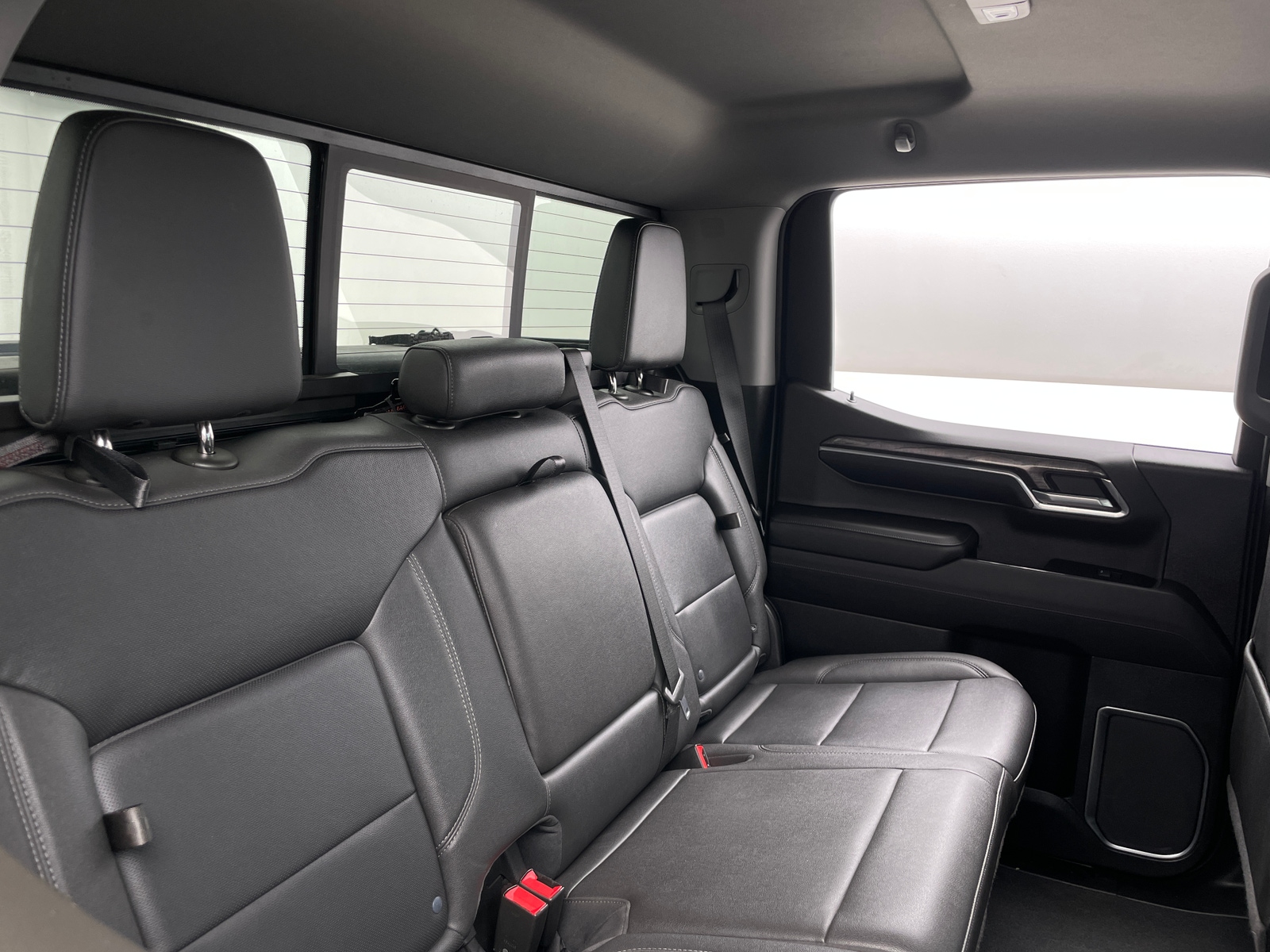 Thumbnail: 2022 Chevrolet Silverado 1500 - 5