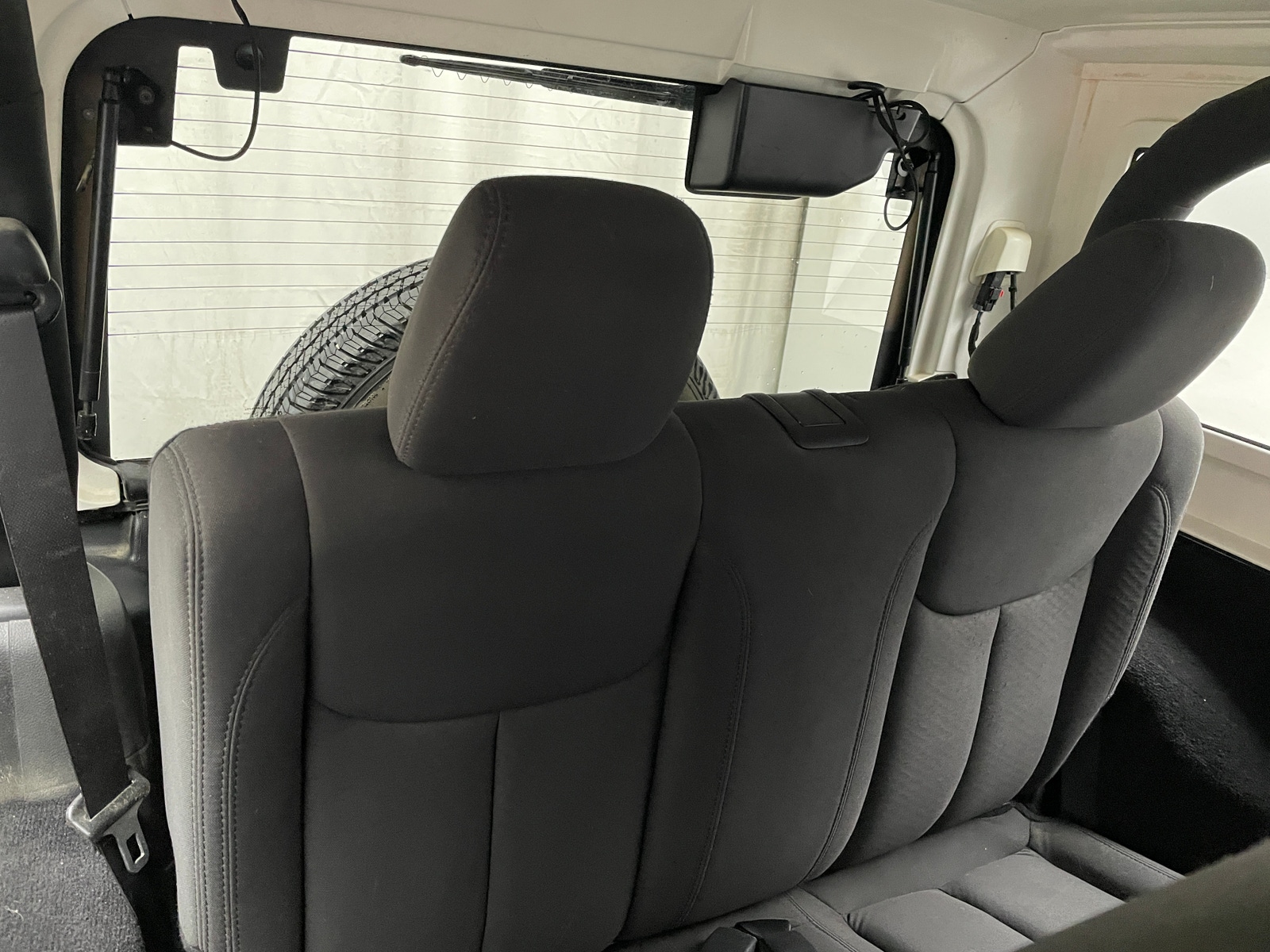 Thumbnail: 2016 Jeep Wrangler - 6