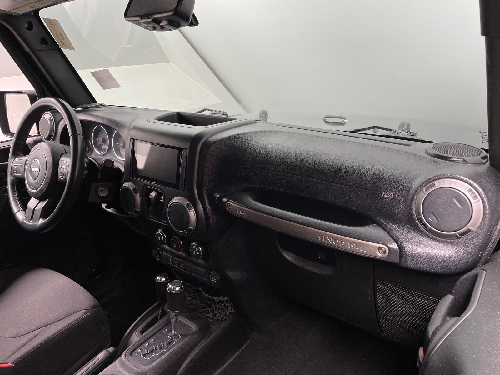 Thumbnail: 2016 Jeep Wrangler - 3