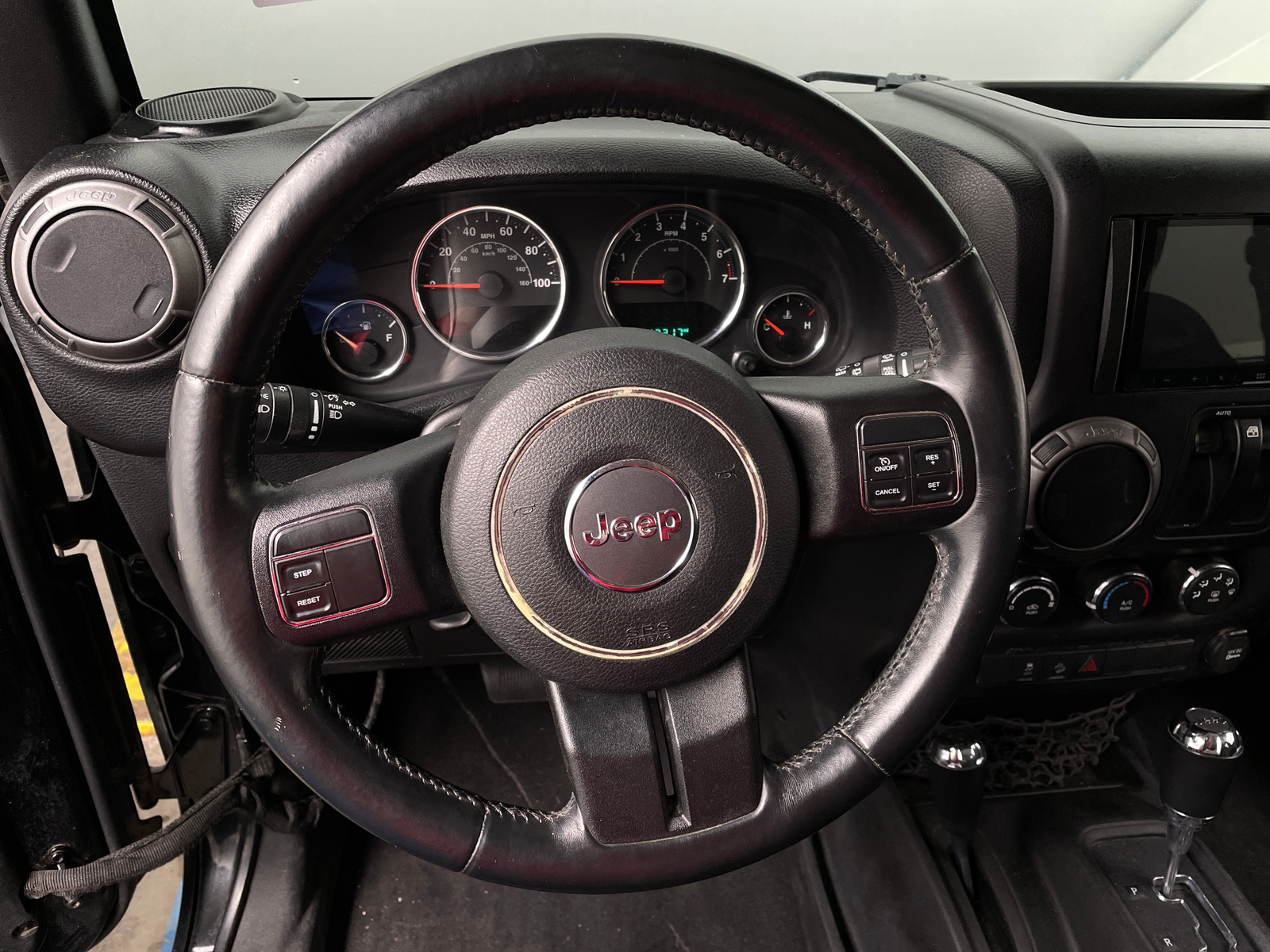 Thumbnail: 2016 Jeep Wrangler - 5