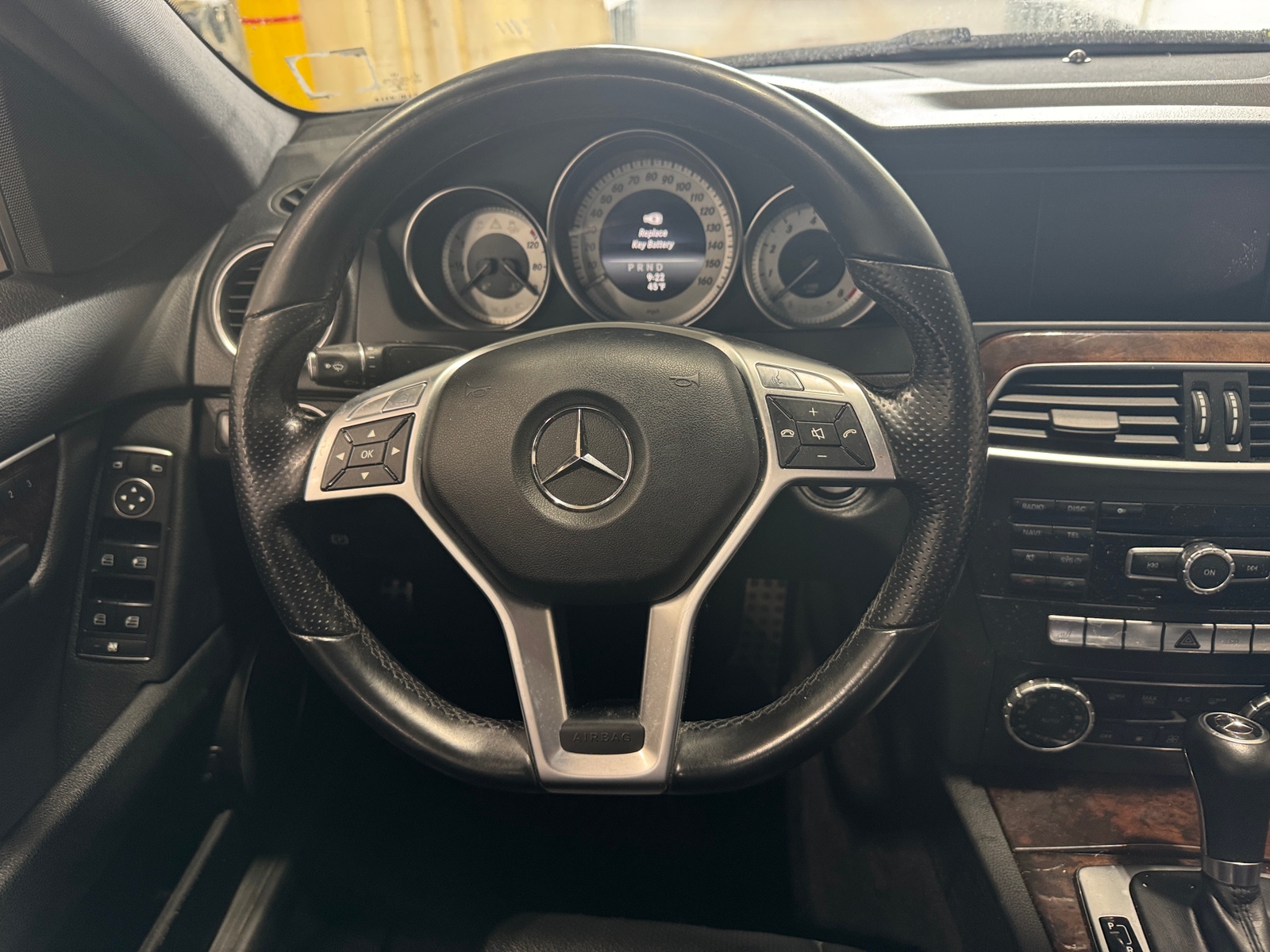 Thumbnail: 2014 Mercedes-Benz C-Class - 4