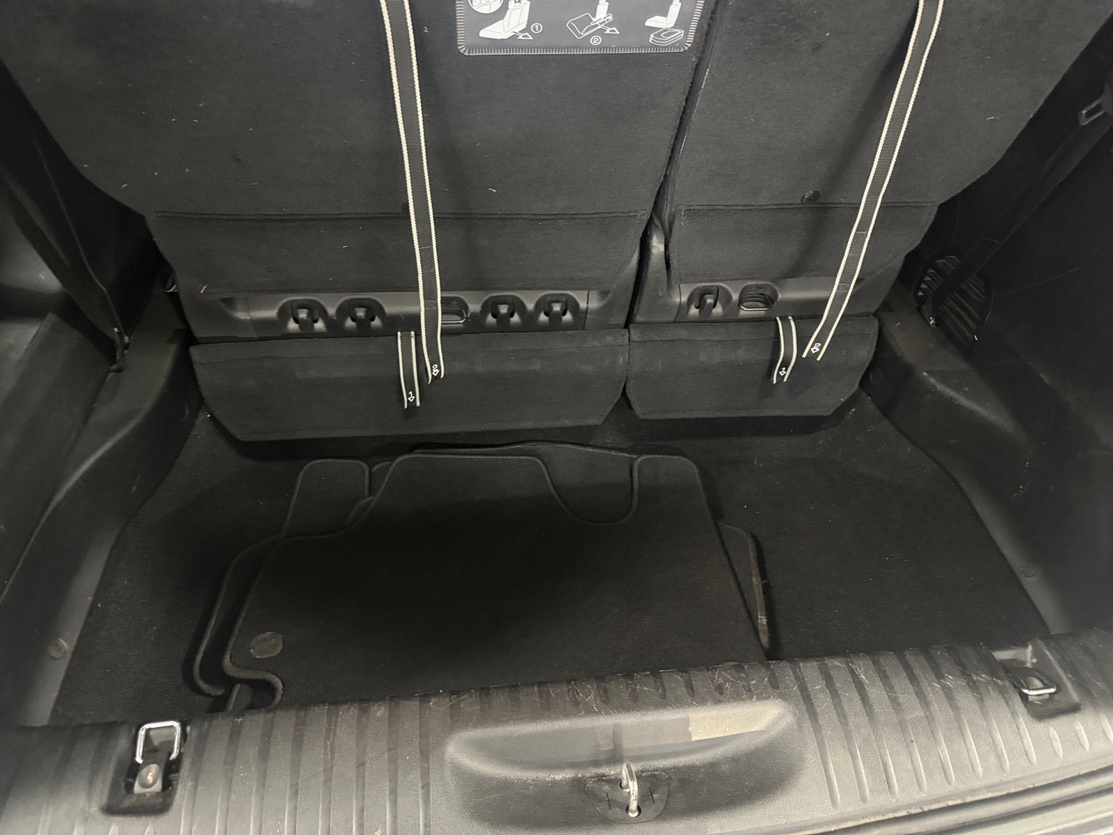 Thumbnail: 2019 Chrysler Pacifica - 6