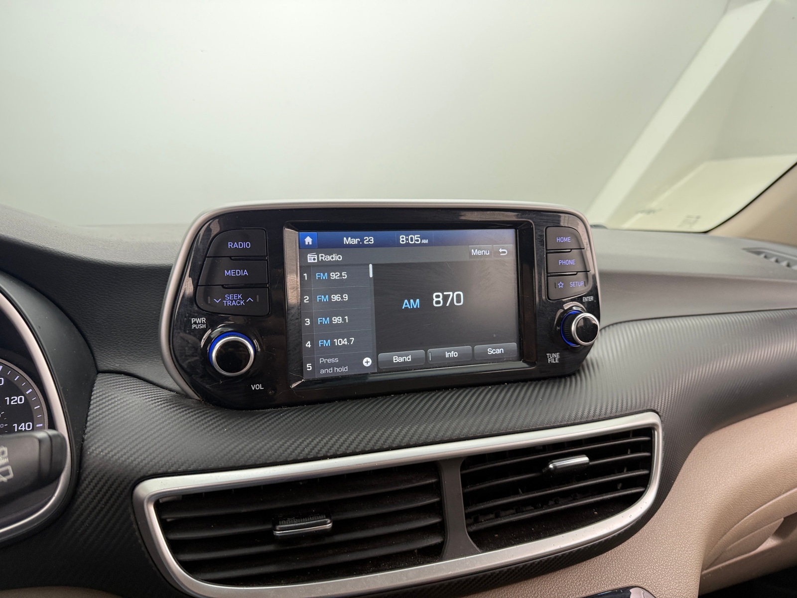 Thumbnail: 2019 Hyundai Tucson - 4