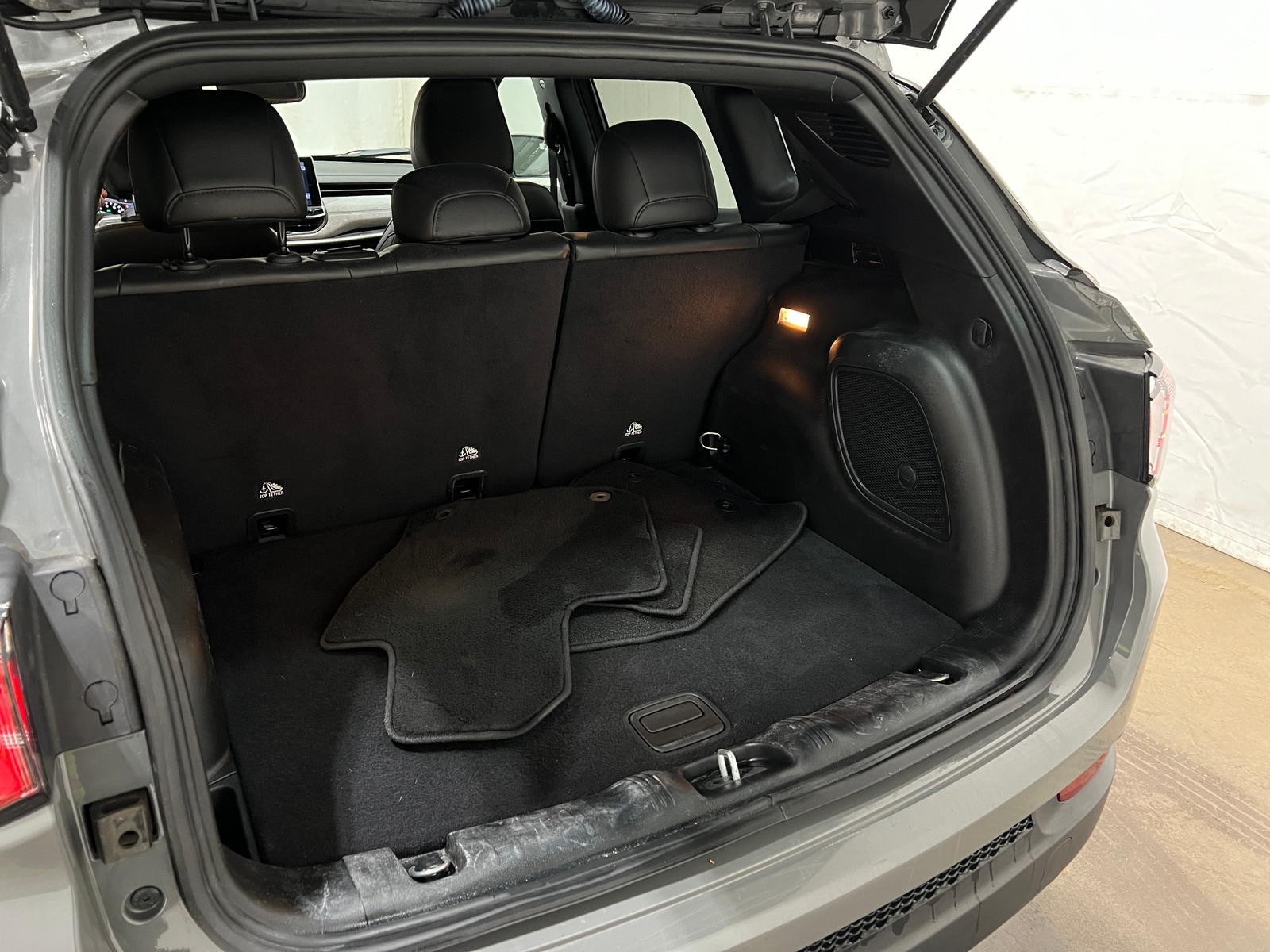 Thumbnail: 2023 Jeep Compass - 7