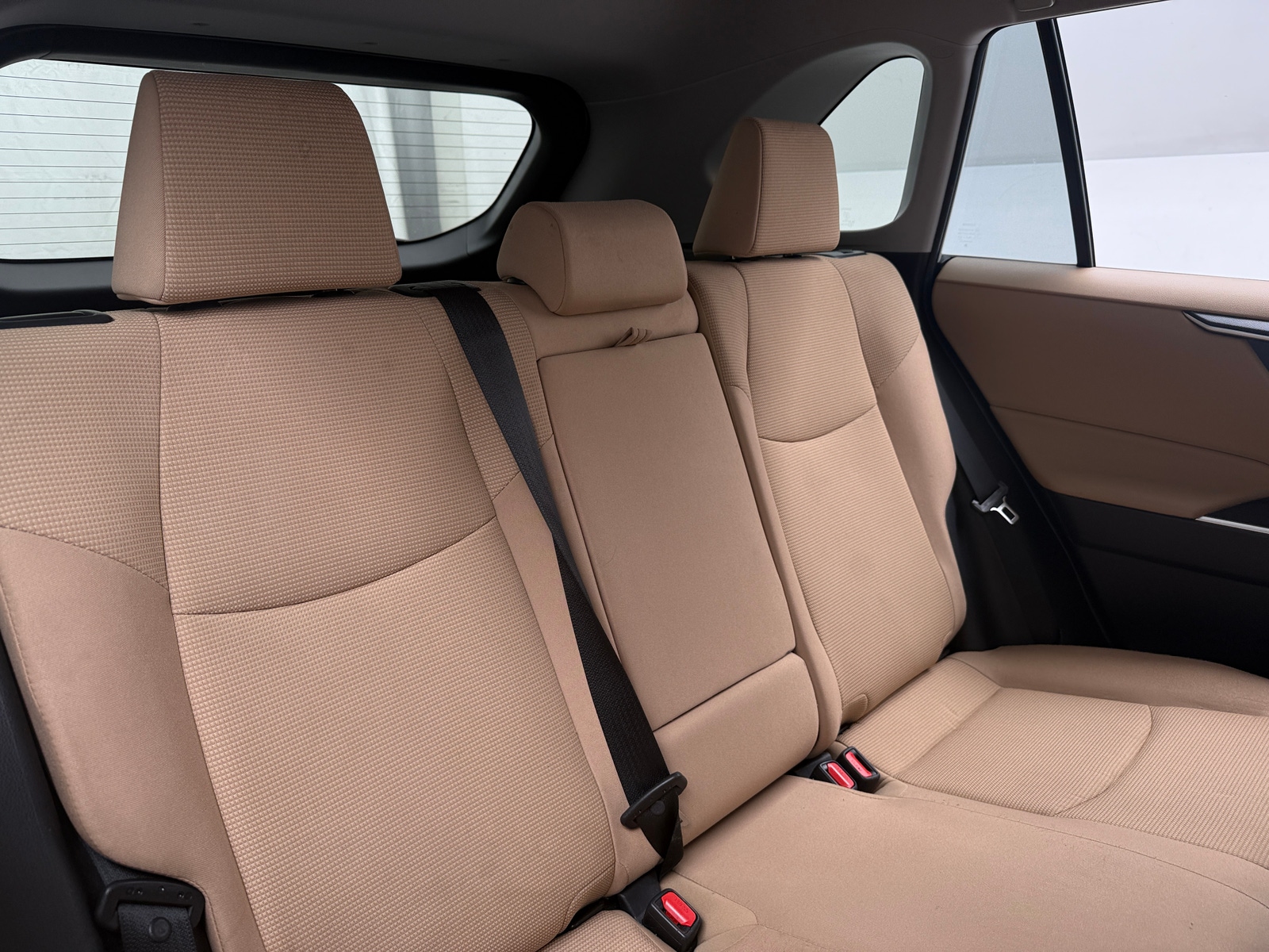 Thumbnail: 2020 Toyota RAV4 - 6