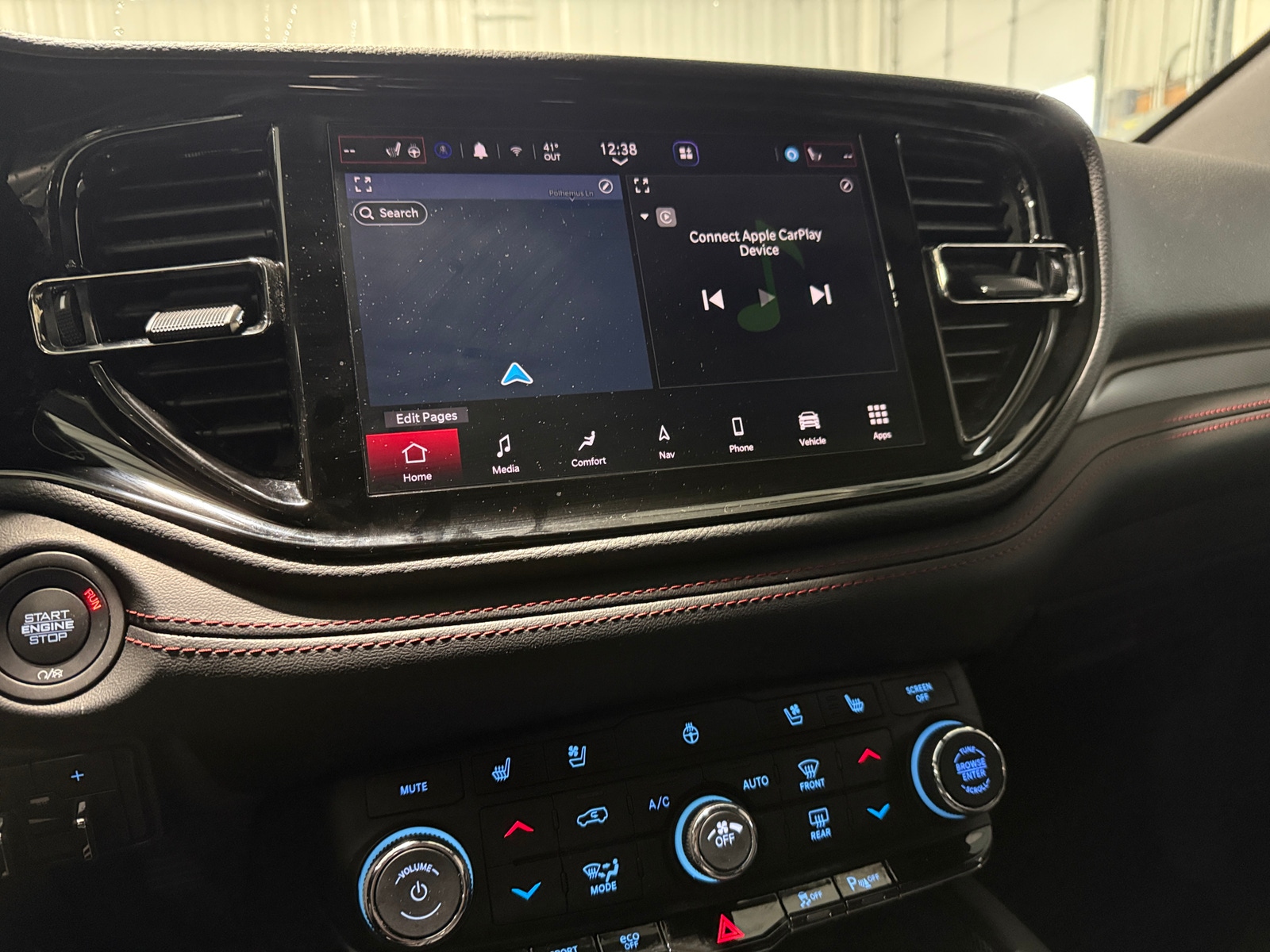 Thumbnail: 2023 Dodge Durango - 3