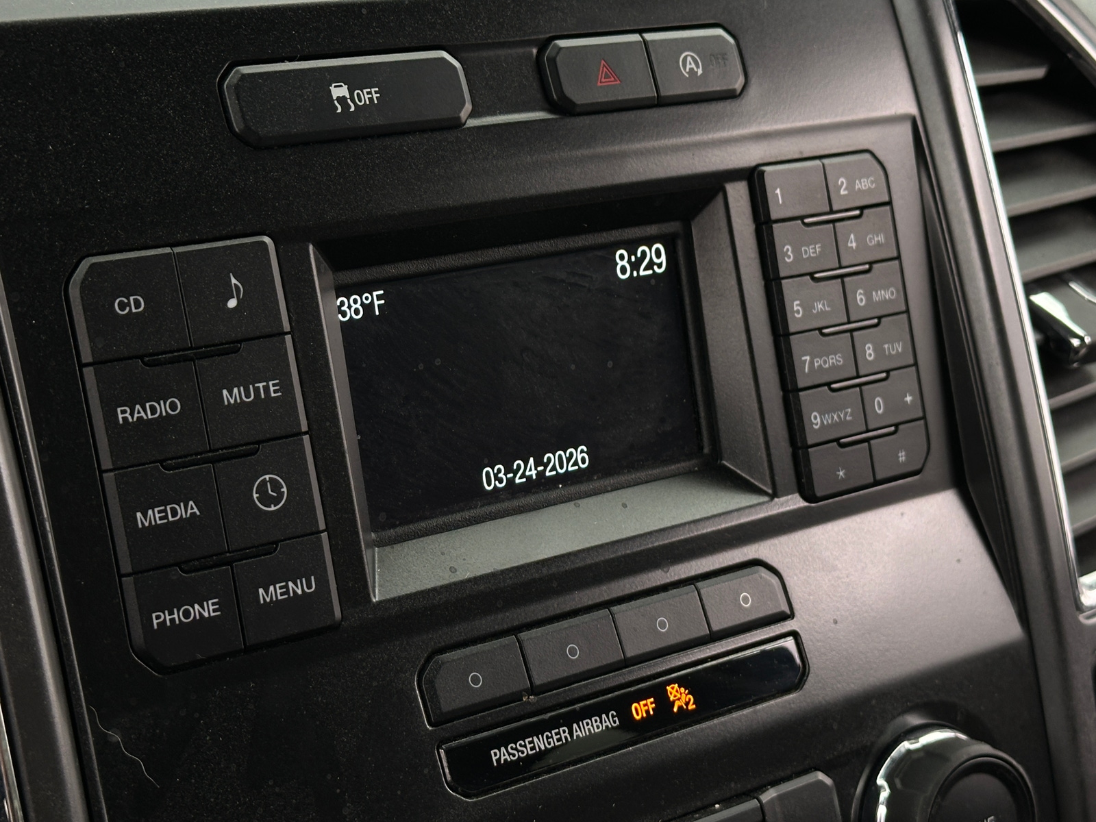 Thumbnail: 2016 Ford Econoline - 4