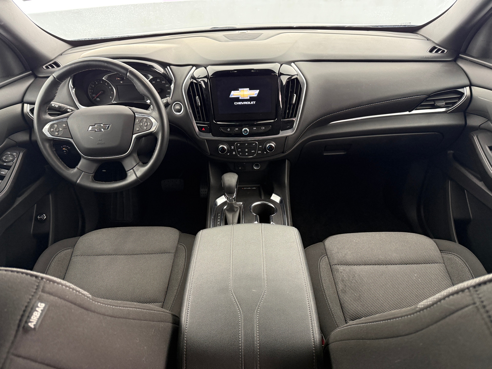 Thumbnail: 2023 Chevrolet Traverse - 3