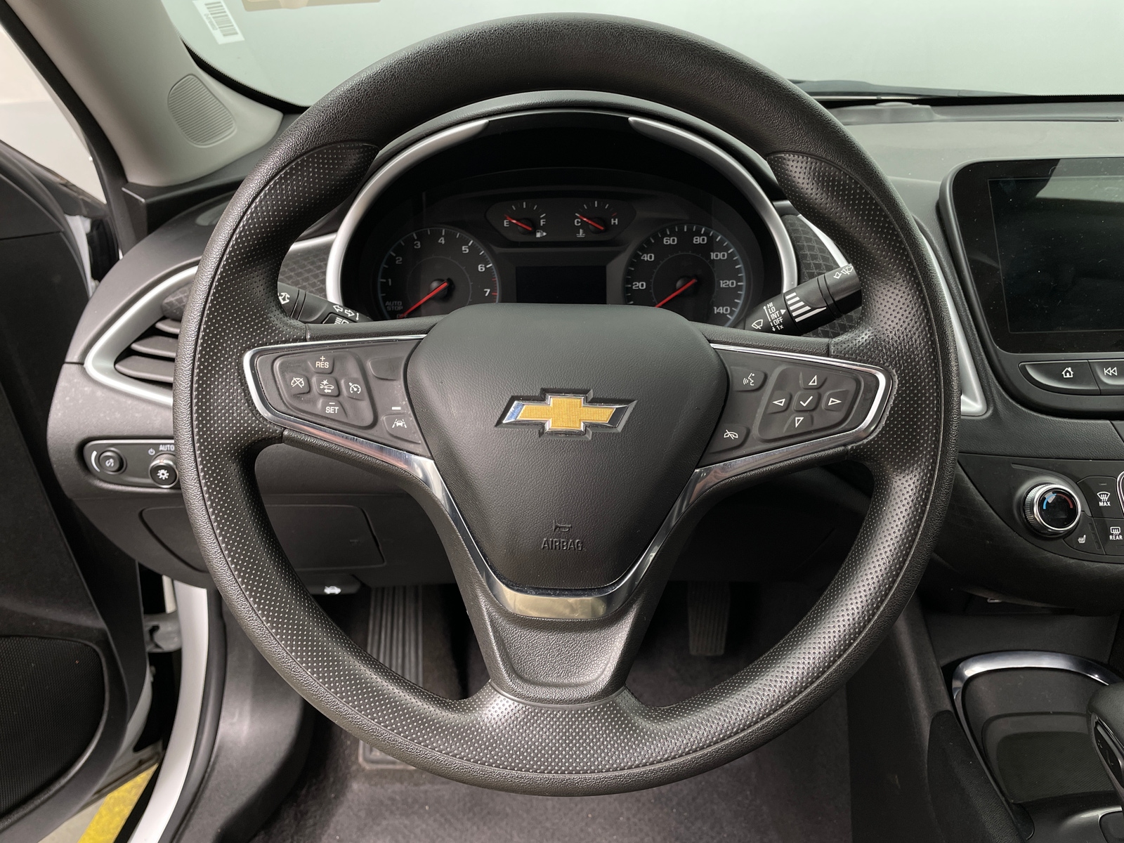 Thumbnail: 2023 Chevrolet Malibu - 5