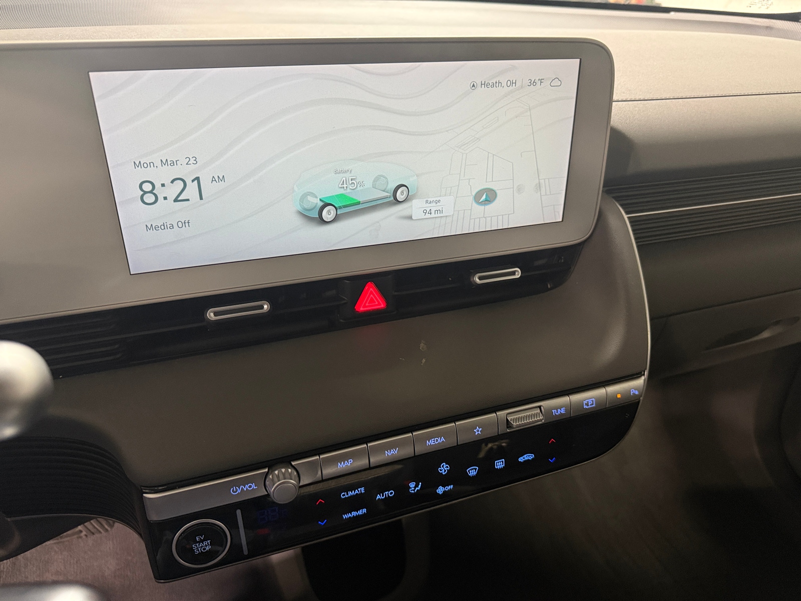 Thumbnail: 2022 Hyundai Ioniq 5 - 4