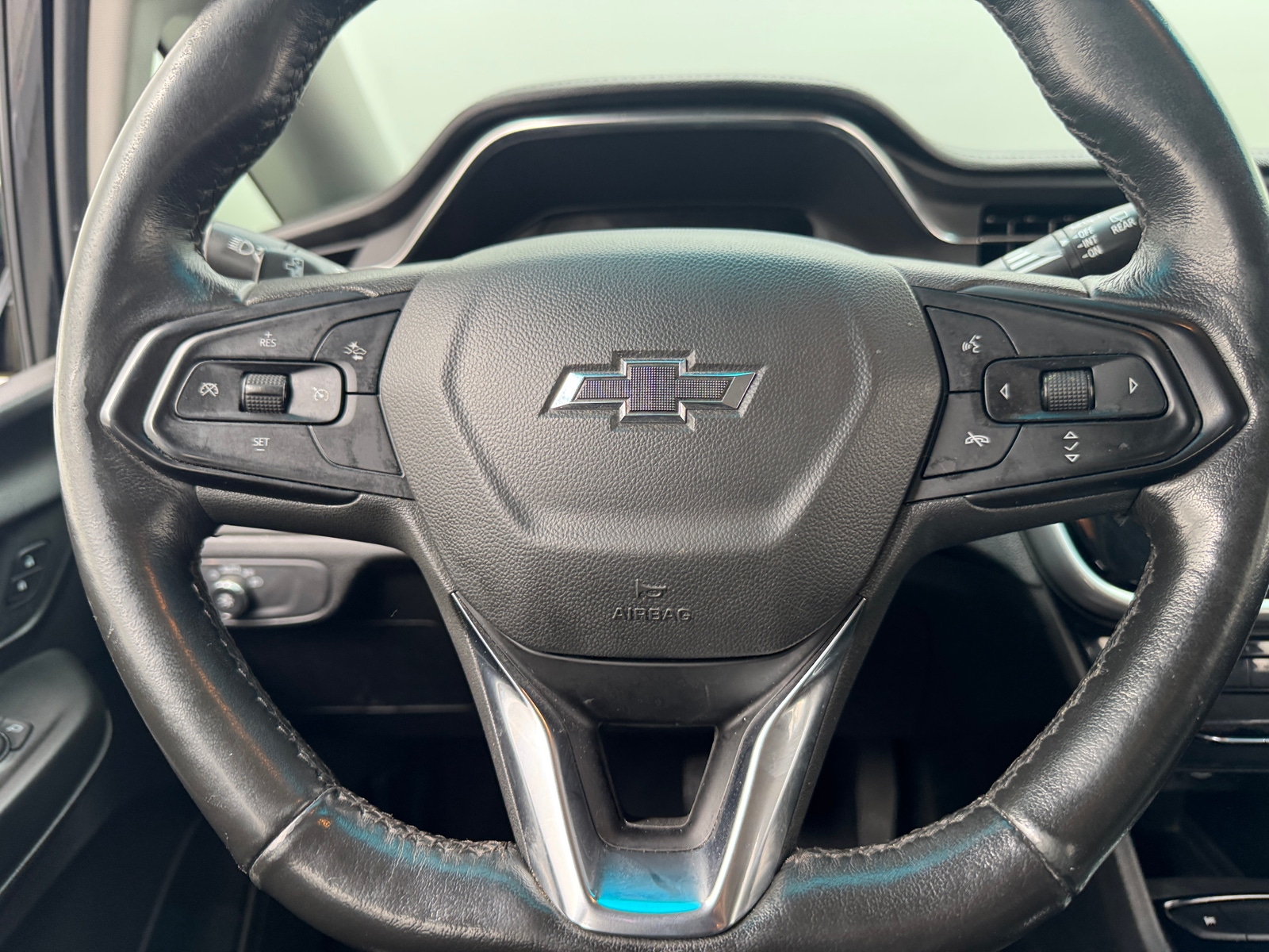 Thumbnail: 2023 Chevrolet Bolt EV - 4