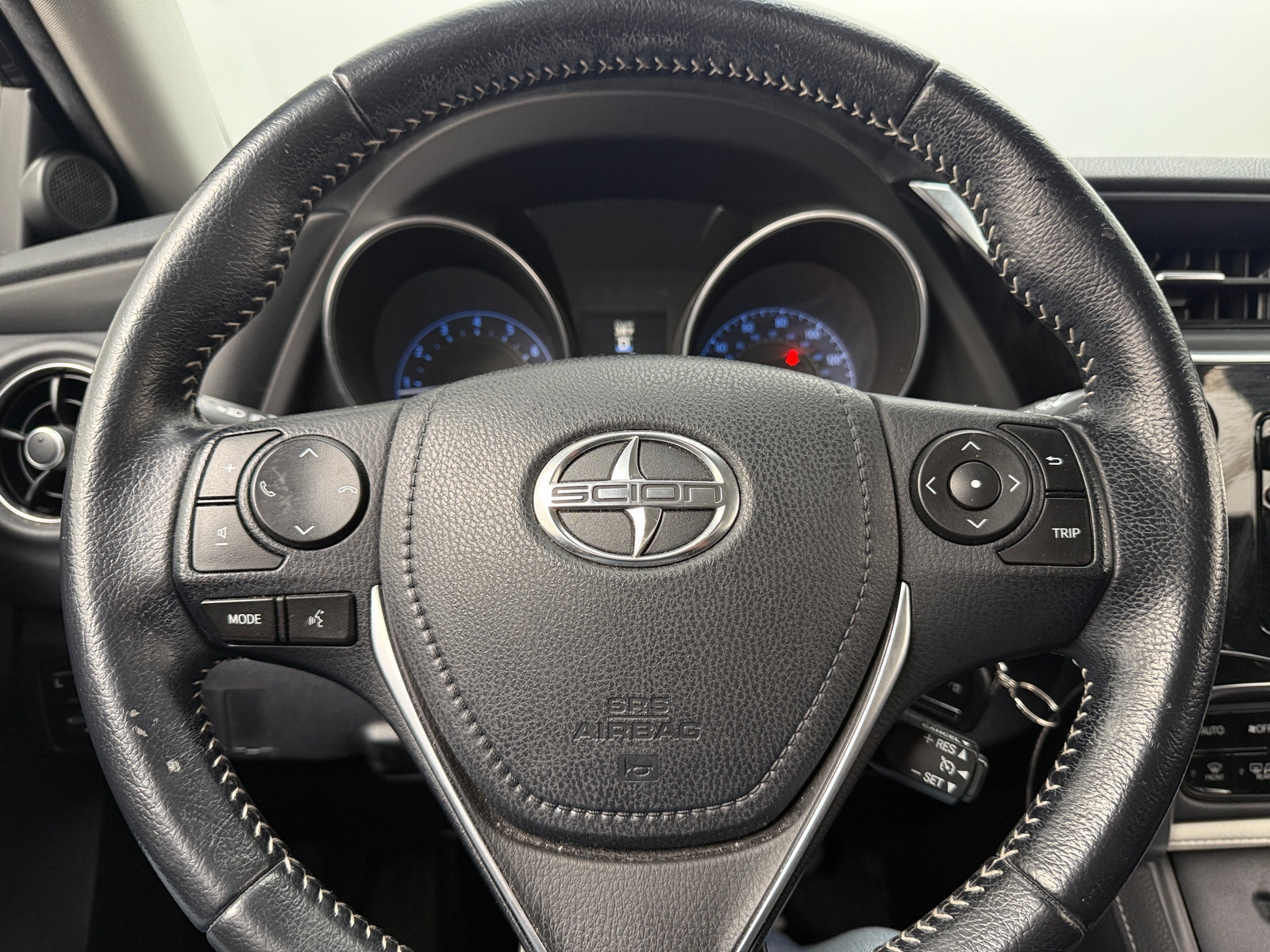 Thumbnail: 2016 Scion iM - 5