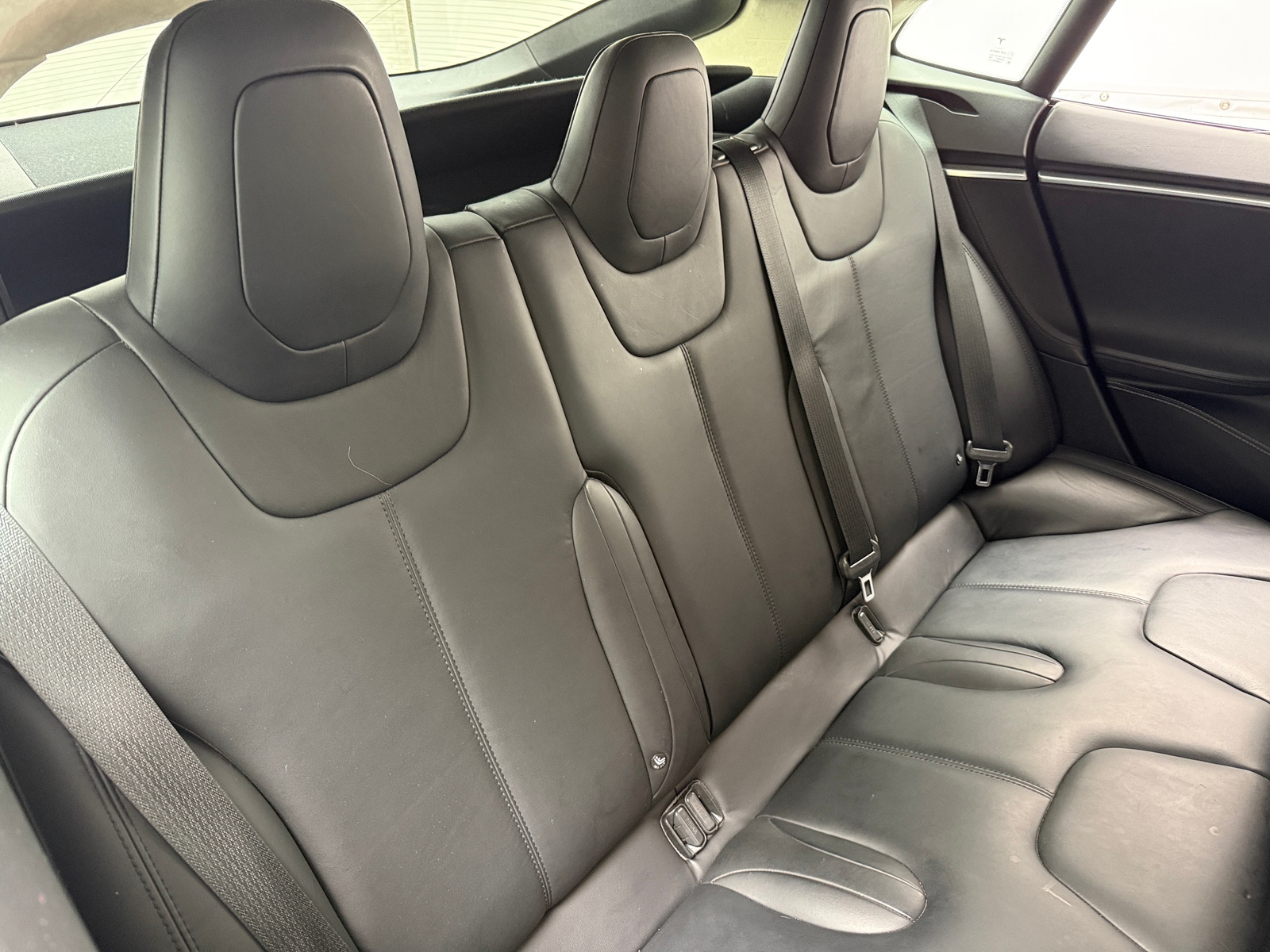 Thumbnail: 2016 Tesla Model S - 5