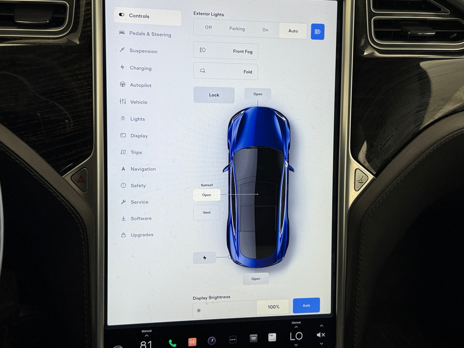Thumbnail: 2016 Tesla Model S - 3