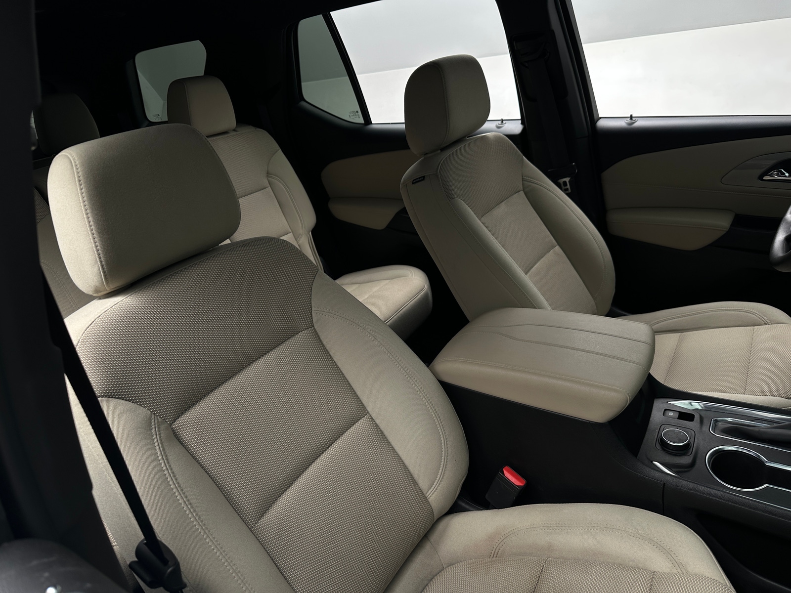 Thumbnail: 2023 Chevrolet Traverse - 2