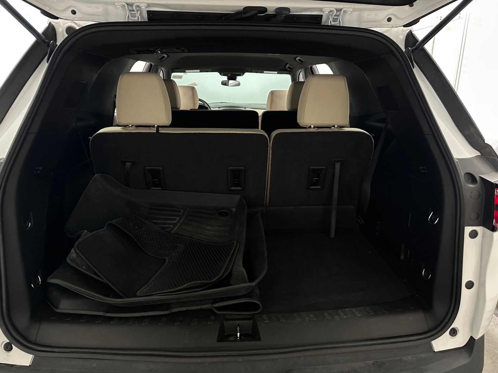 Thumbnail: 2023 Chevrolet Traverse - 7