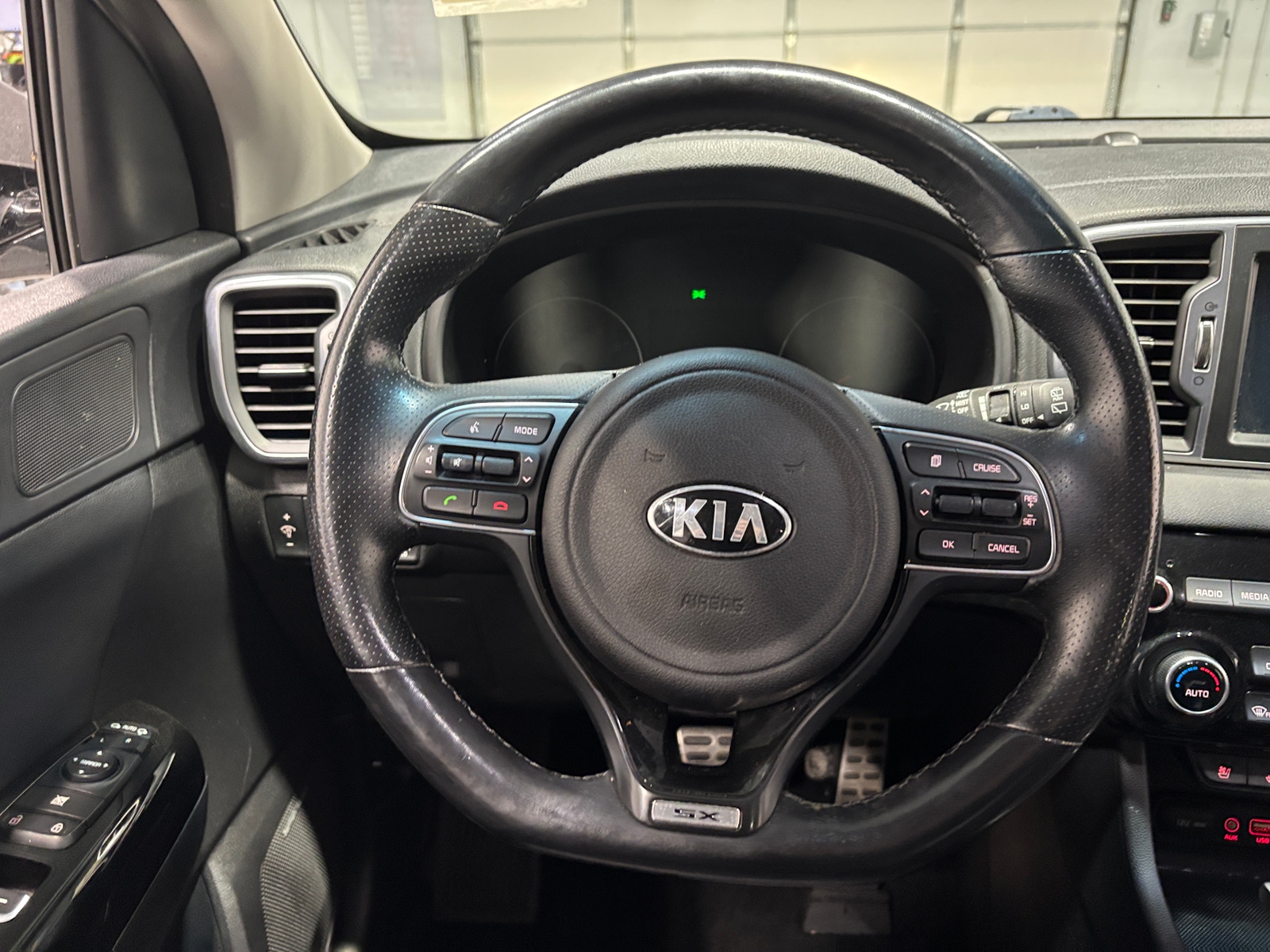 Thumbnail: 2017 Kia Sportage - 4