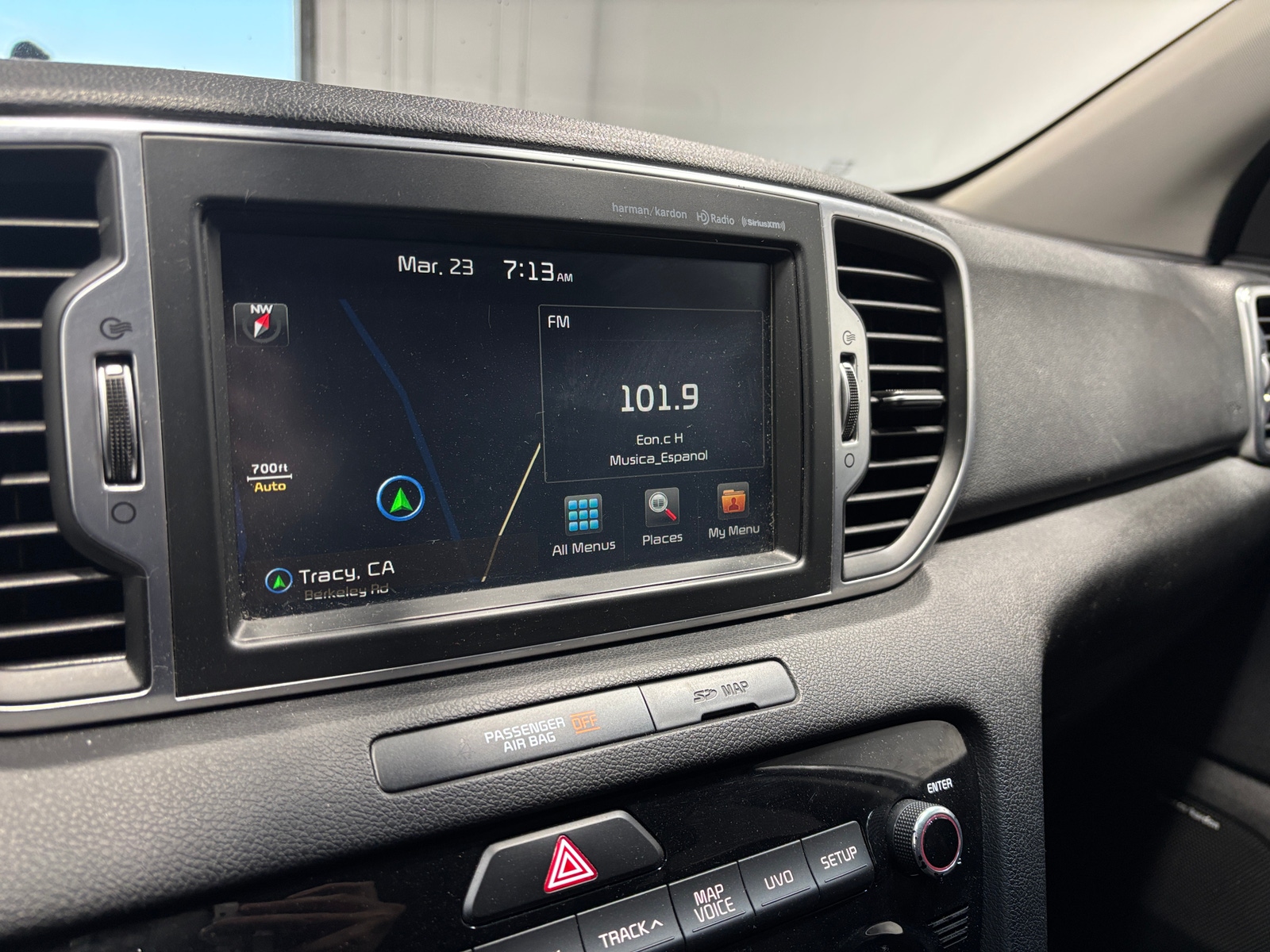 Thumbnail: 2017 Kia Sportage - 3