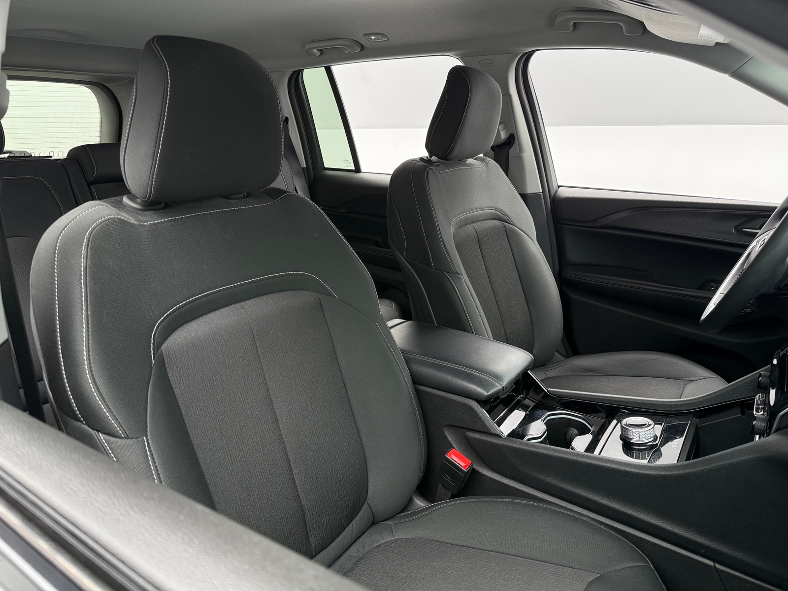 Thumbnail: 2023 Jeep Grand Cherokee - 2