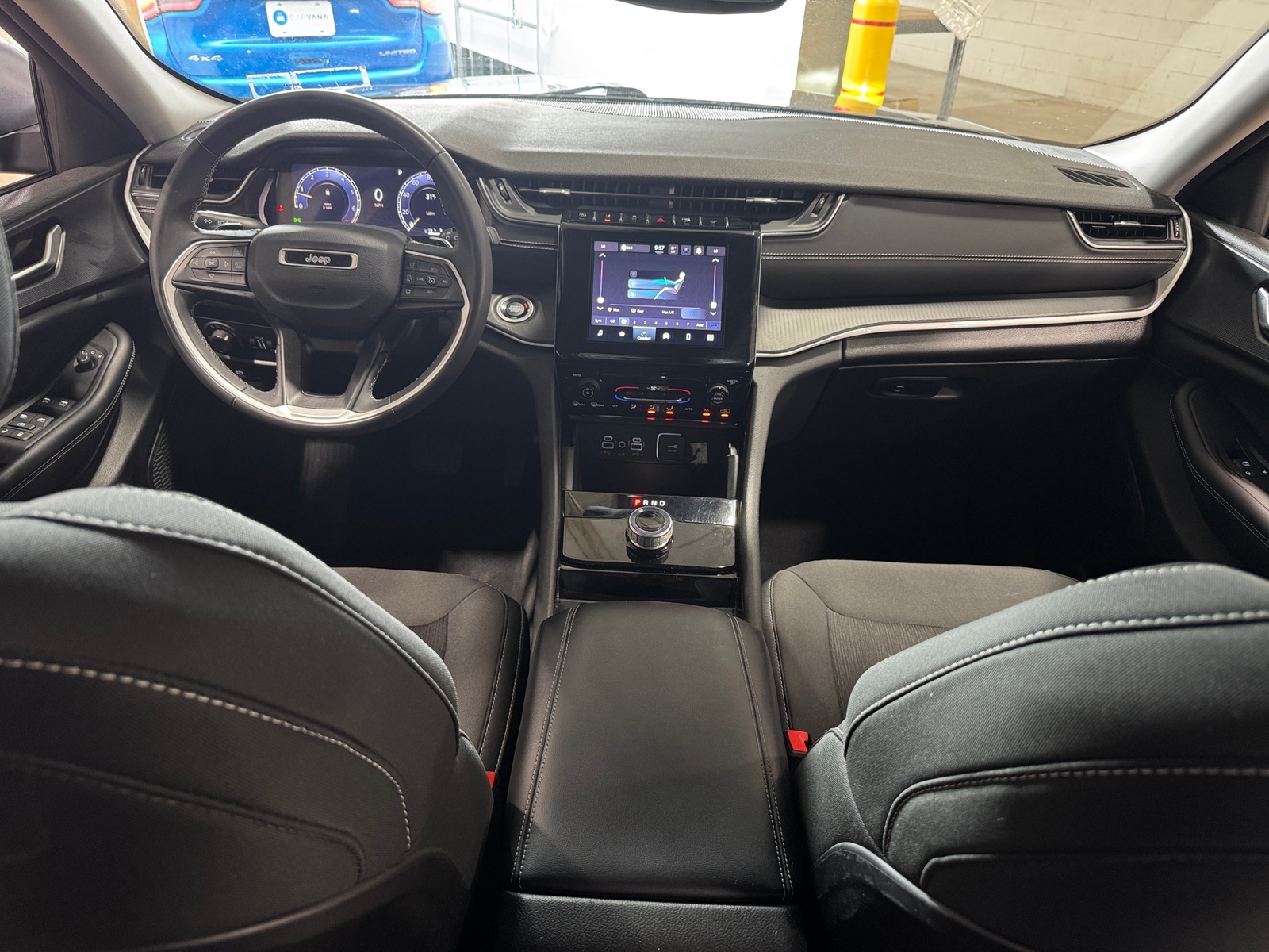 Thumbnail: 2023 Jeep Grand Cherokee - 3