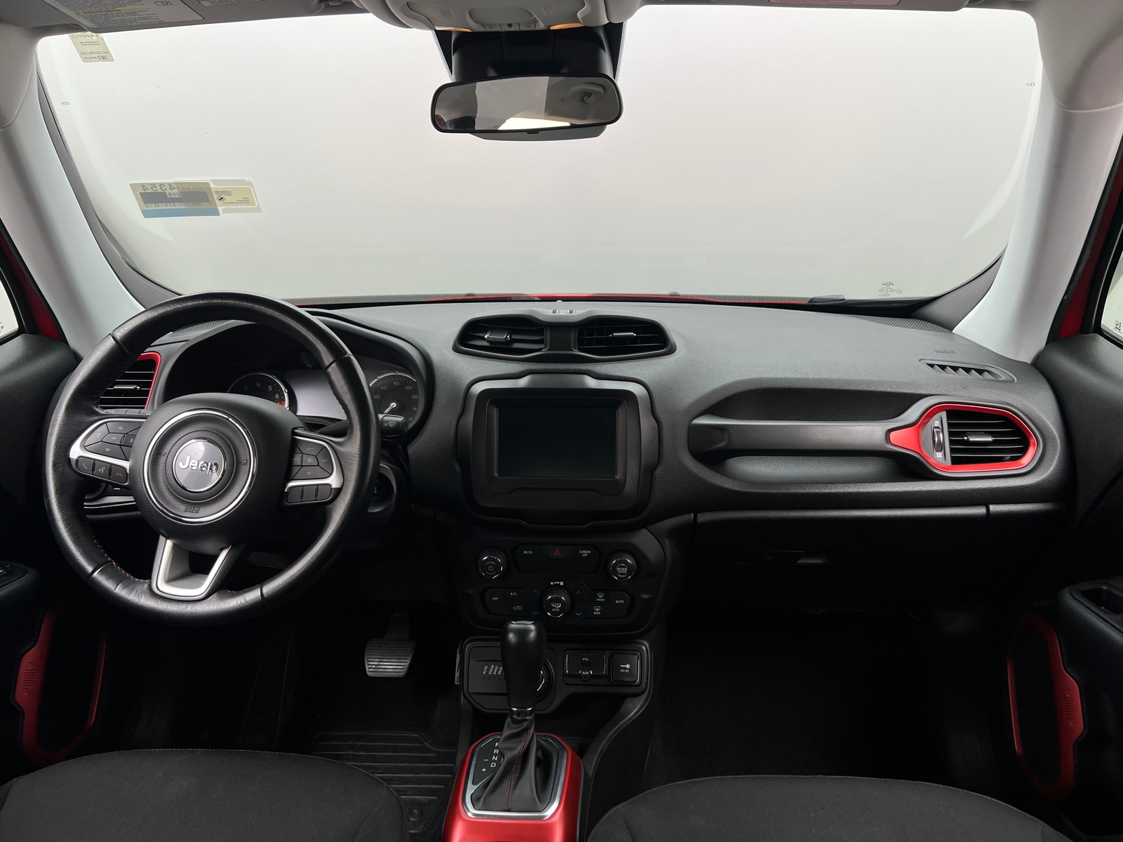 Thumbnail: 2018 Jeep Renegade - 3