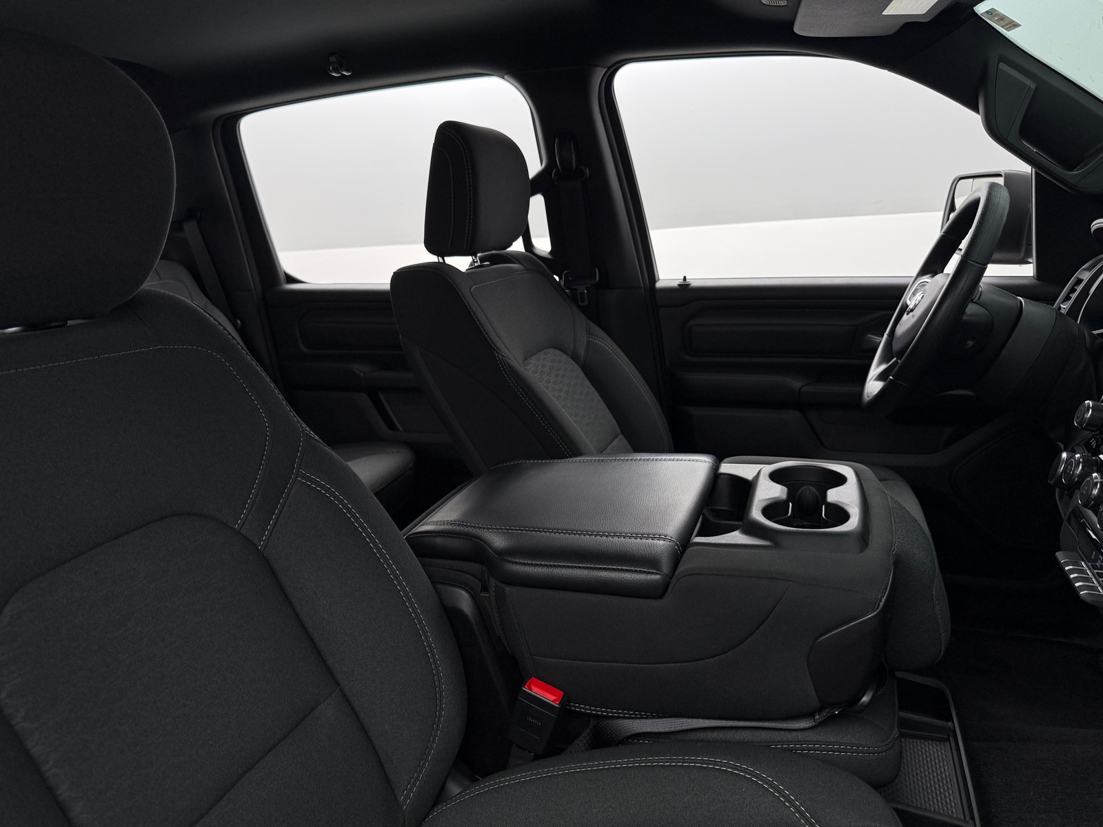 Thumbnail: 2025 RAM 1500 - 2