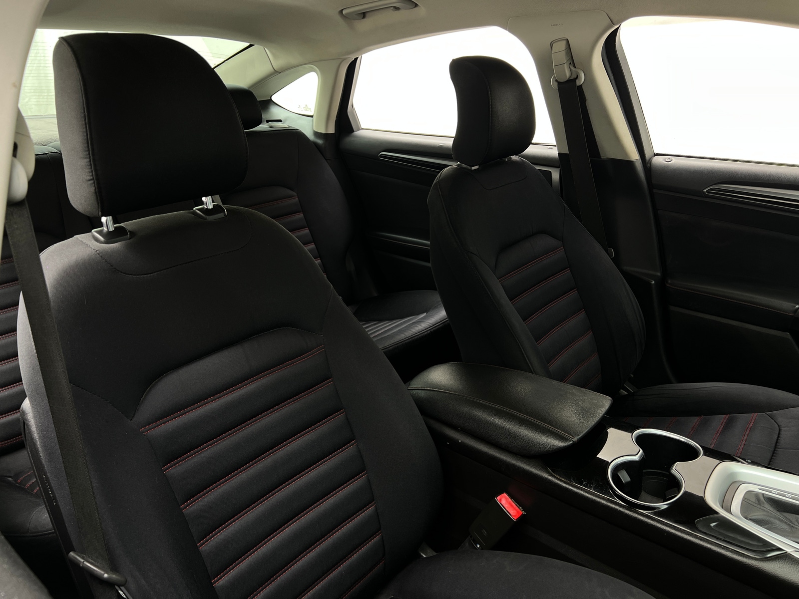 Thumbnail: 2016 Ford Fusion - 2