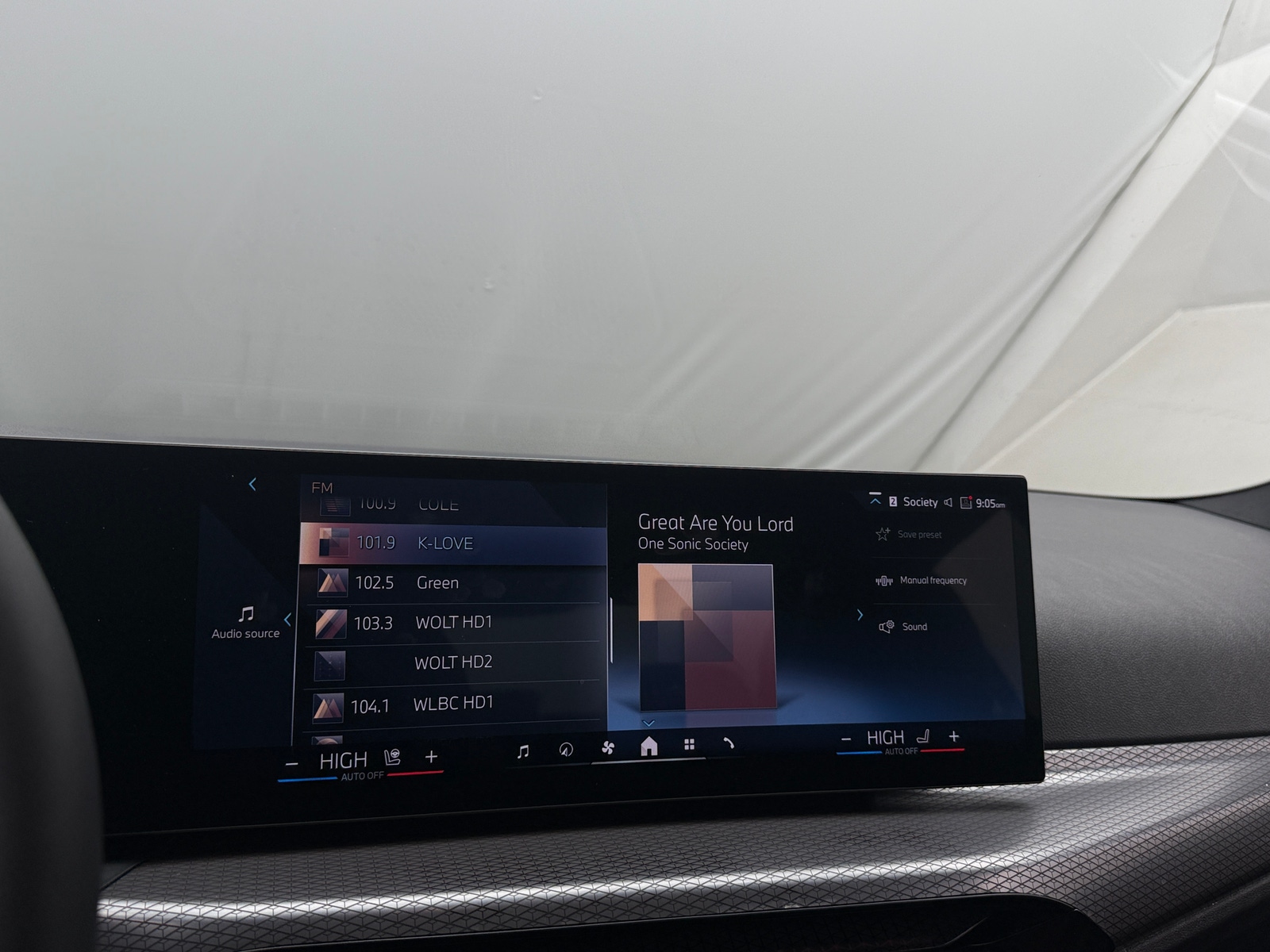 Thumbnail: 2025 BMW 3 Series - 3