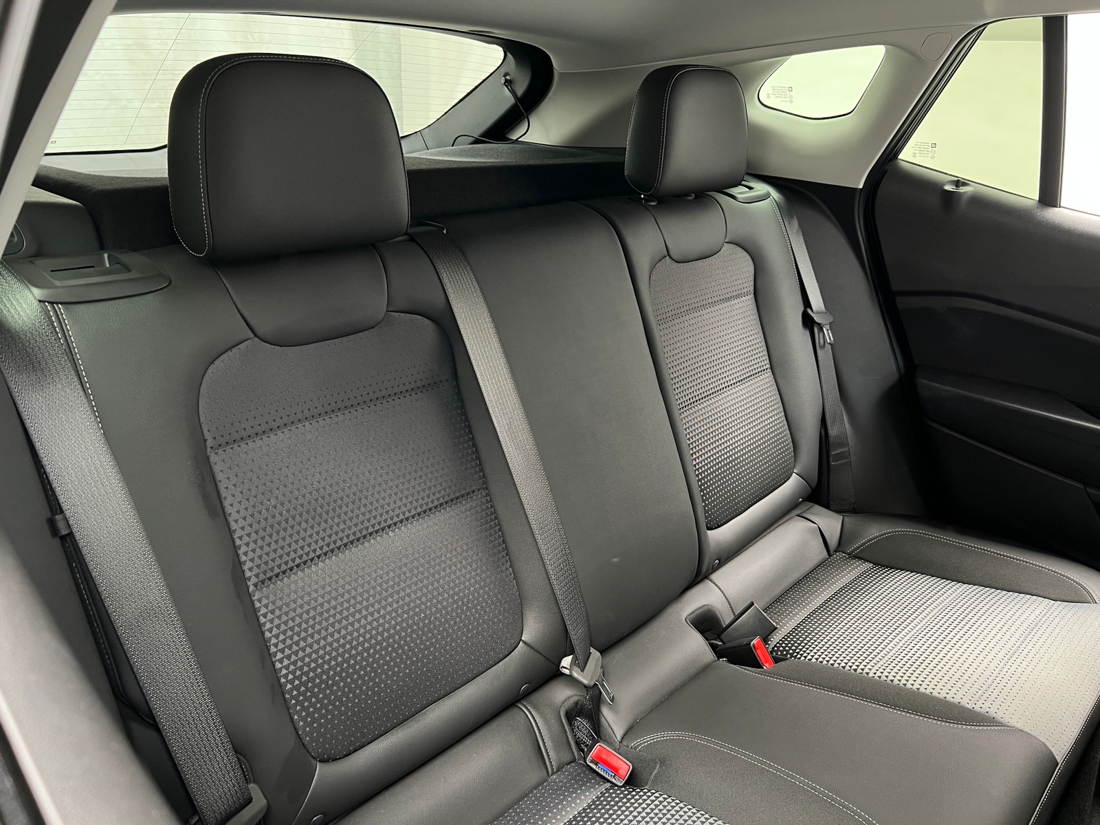 Thumbnail: 2025 Chevrolet Trax - 6