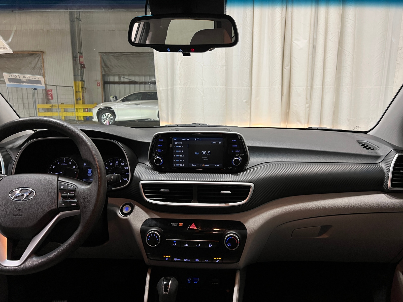 Thumbnail: 2019 Hyundai Tucson - 3