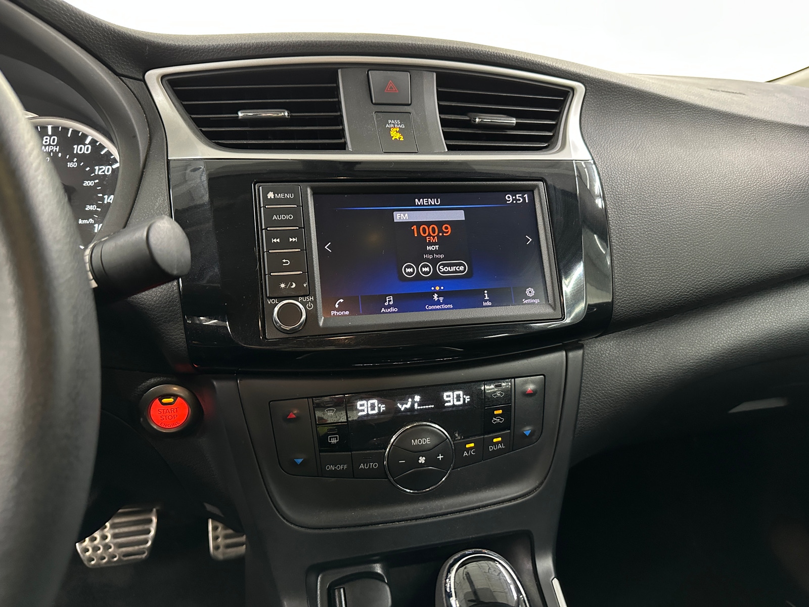 Thumbnail: 2019 Nissan Sentra - 4