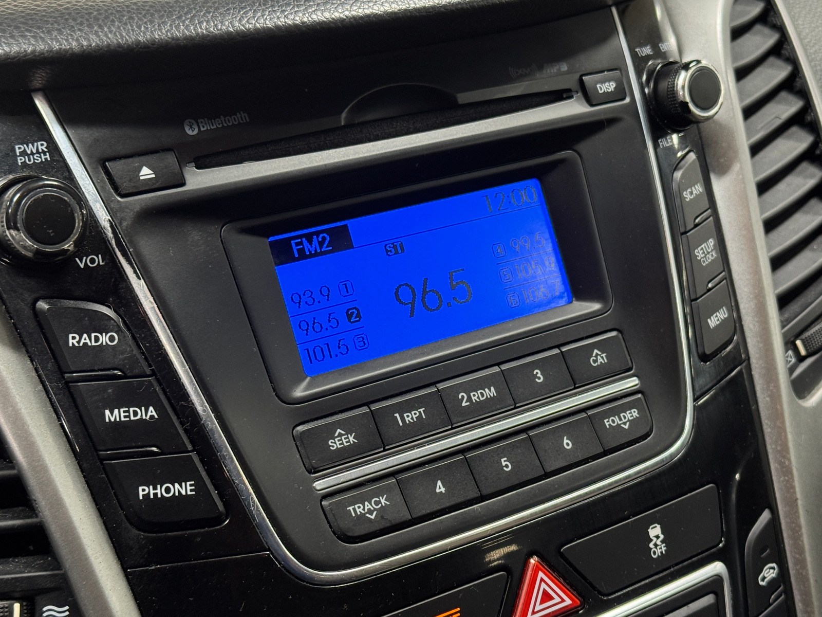 Thumbnail: 2016 Hyundai Elantra - 4