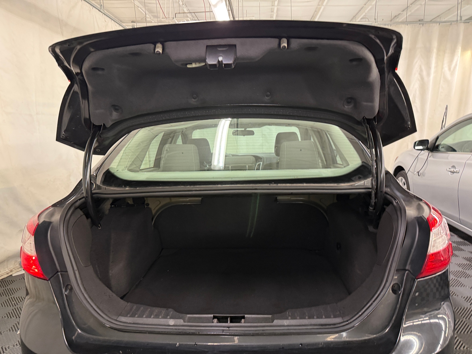 Thumbnail: 2012 Ford Focus - 7