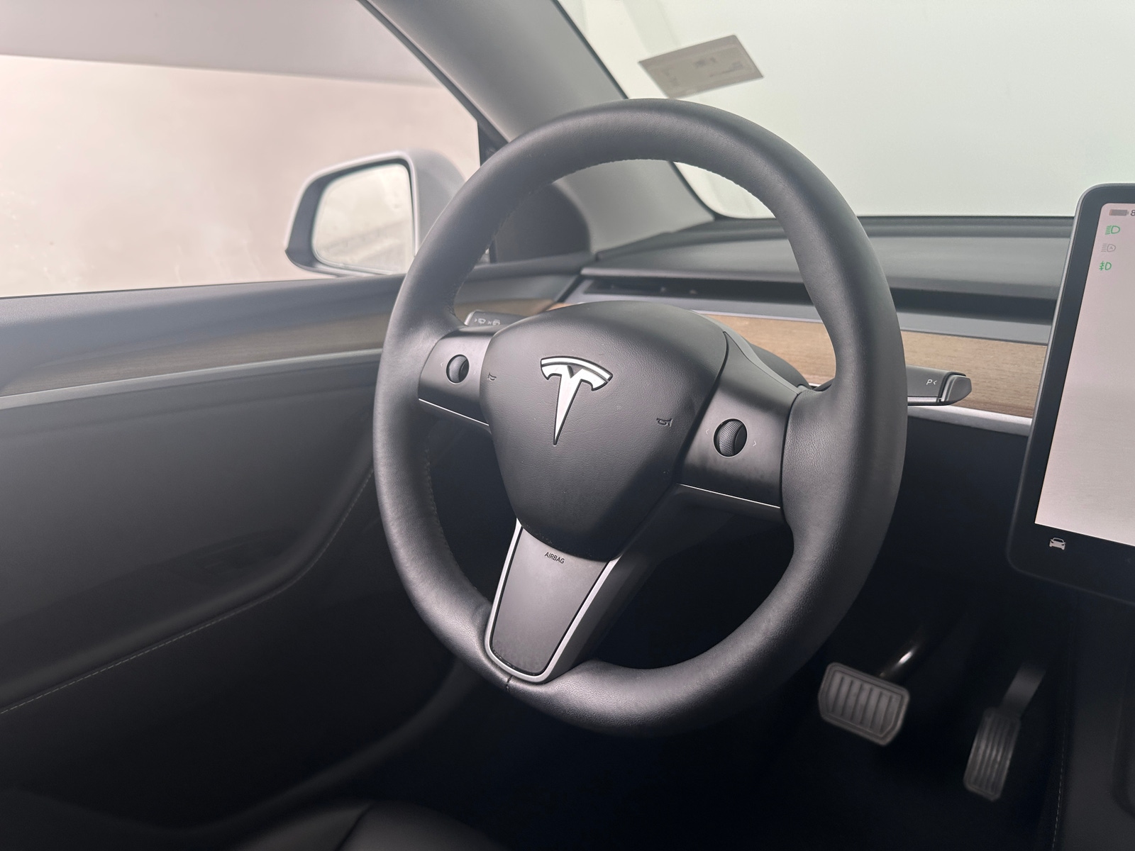 Thumbnail: 2023 Tesla Model Y - 4
