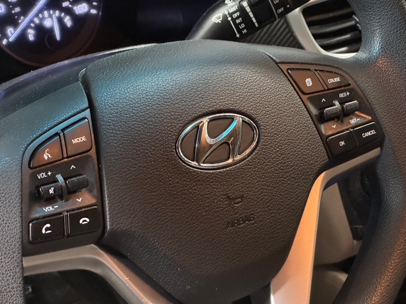 Thumbnail: 2019 Hyundai Tucson - 5