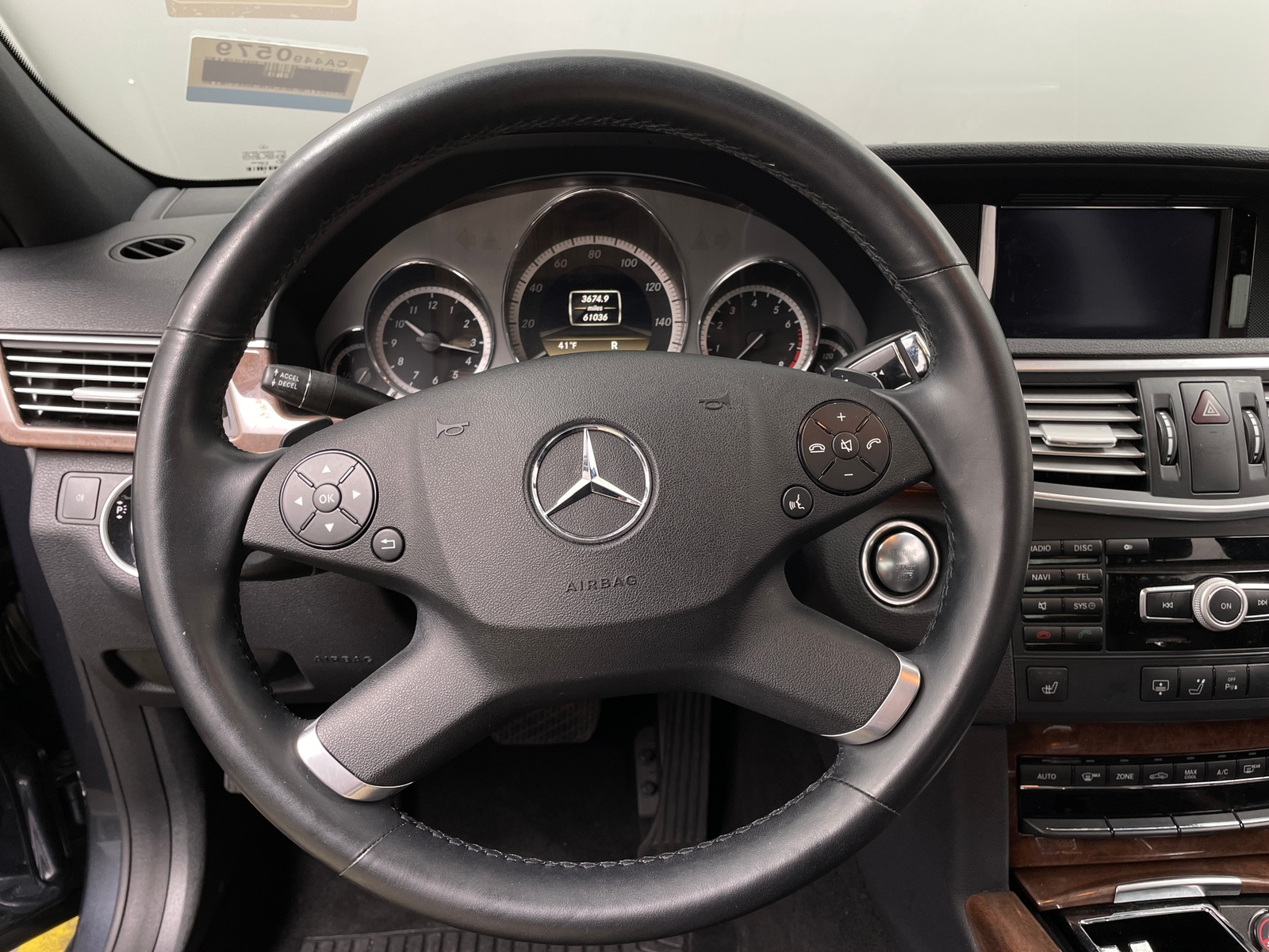 Thumbnail: 2012 Mercedes-Benz E-Class - 4